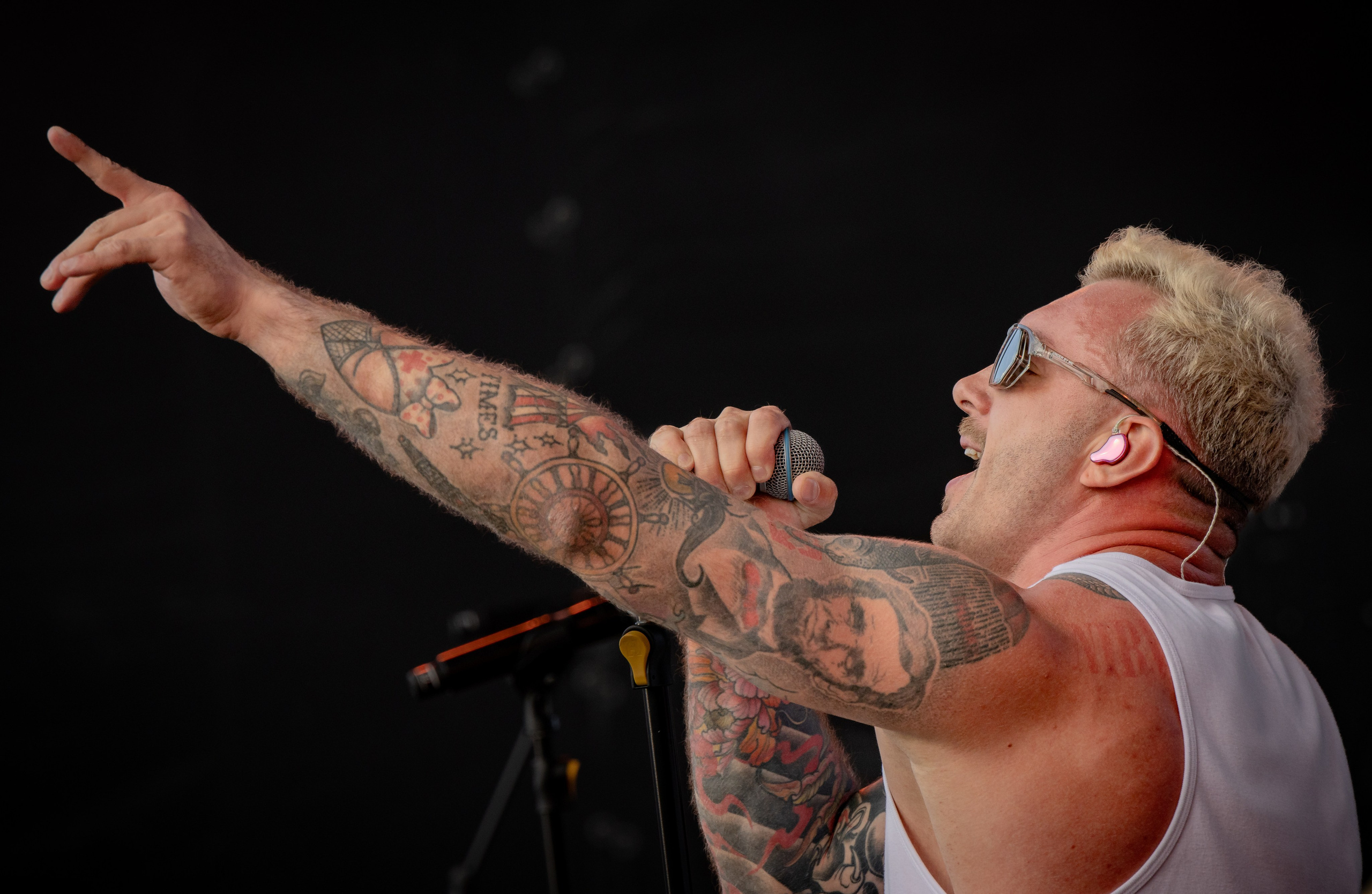 ROCK MUSIC. NE Cinema — backstage and reportage photography in cinema, music, Automotive and sport