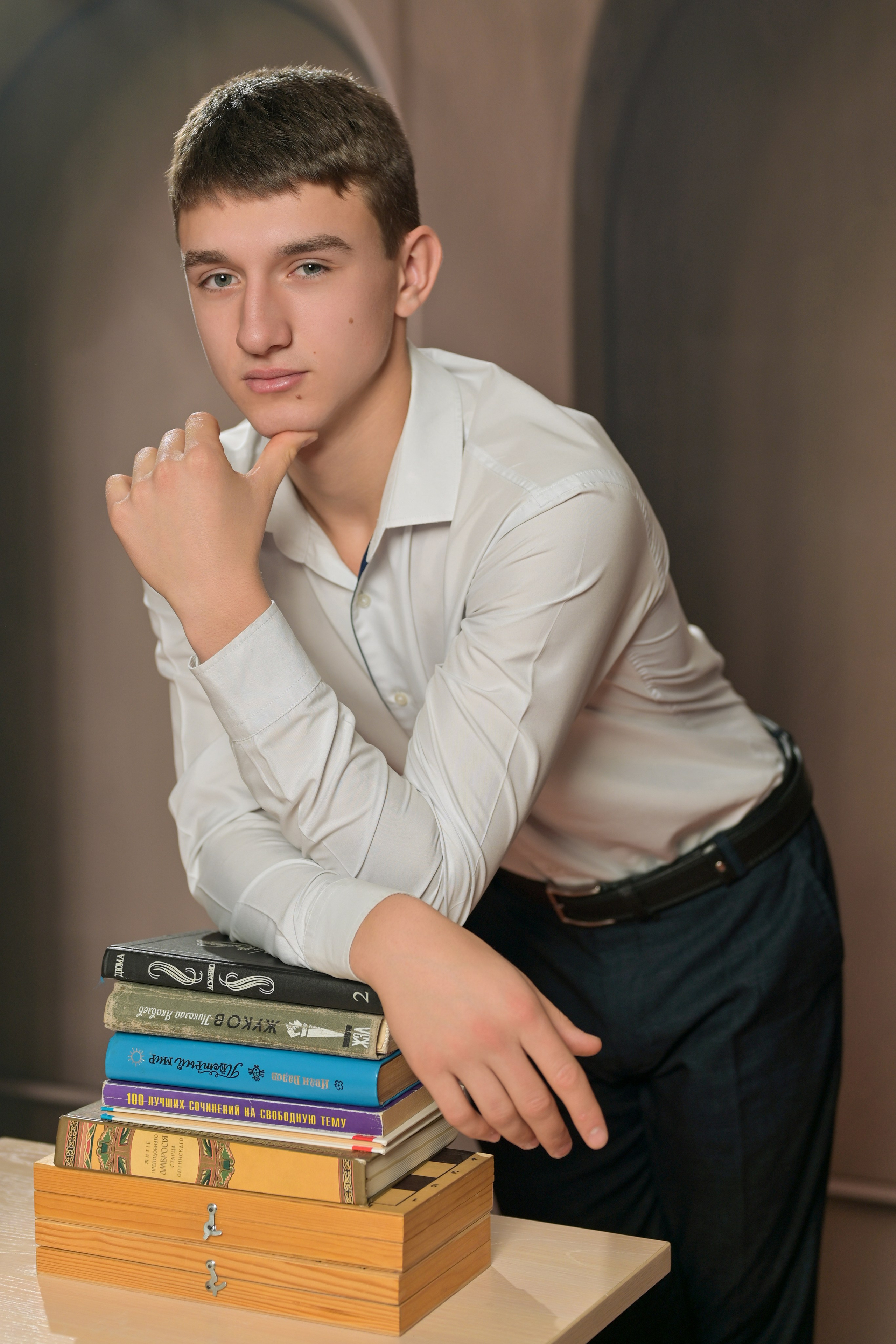 Портретная съемка в Омске. Фото и видеосъемка в Омске | Выпускные альбомы