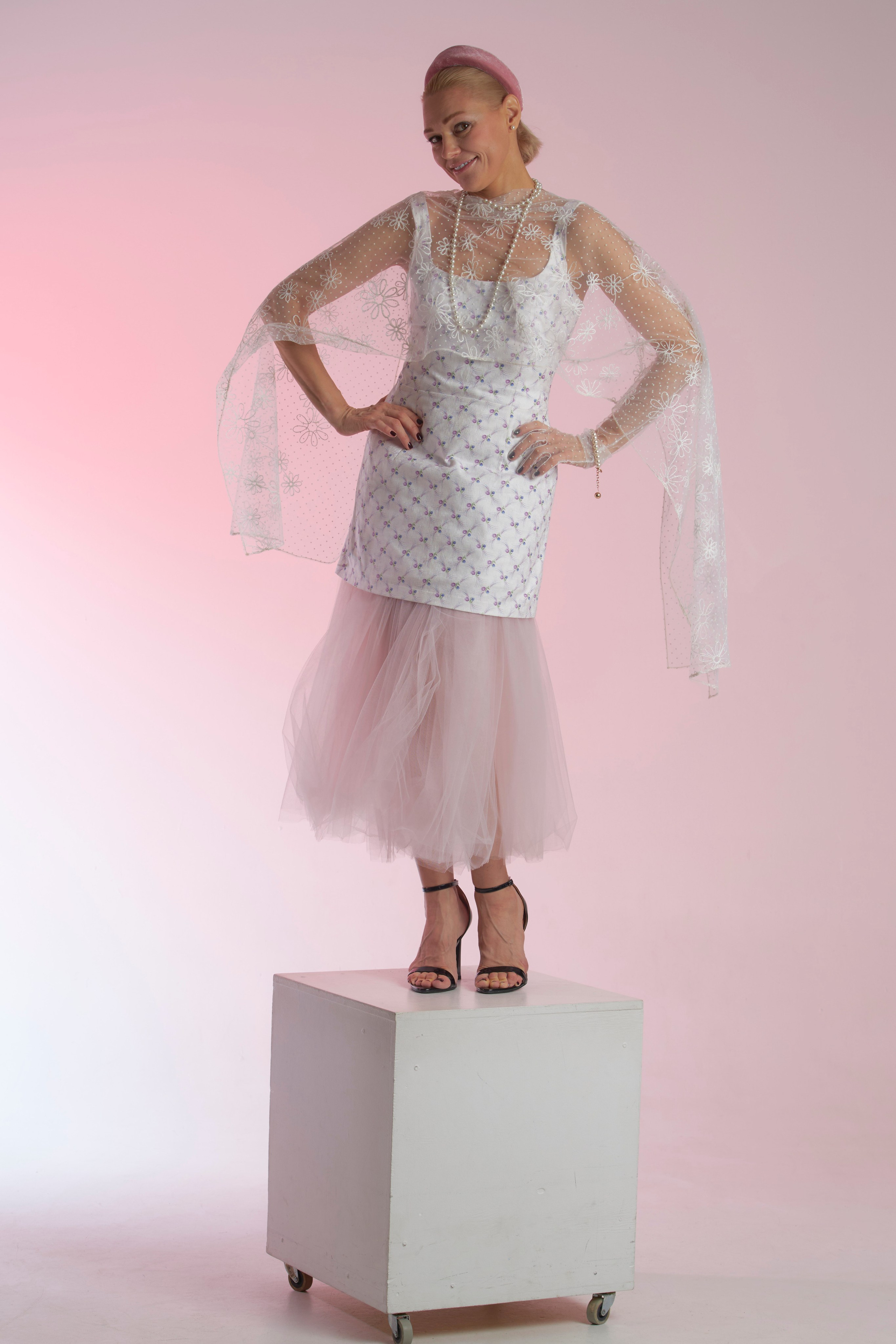 Фотосессия в студии с цветным светом. Анна Потявина. Фотограф Москва