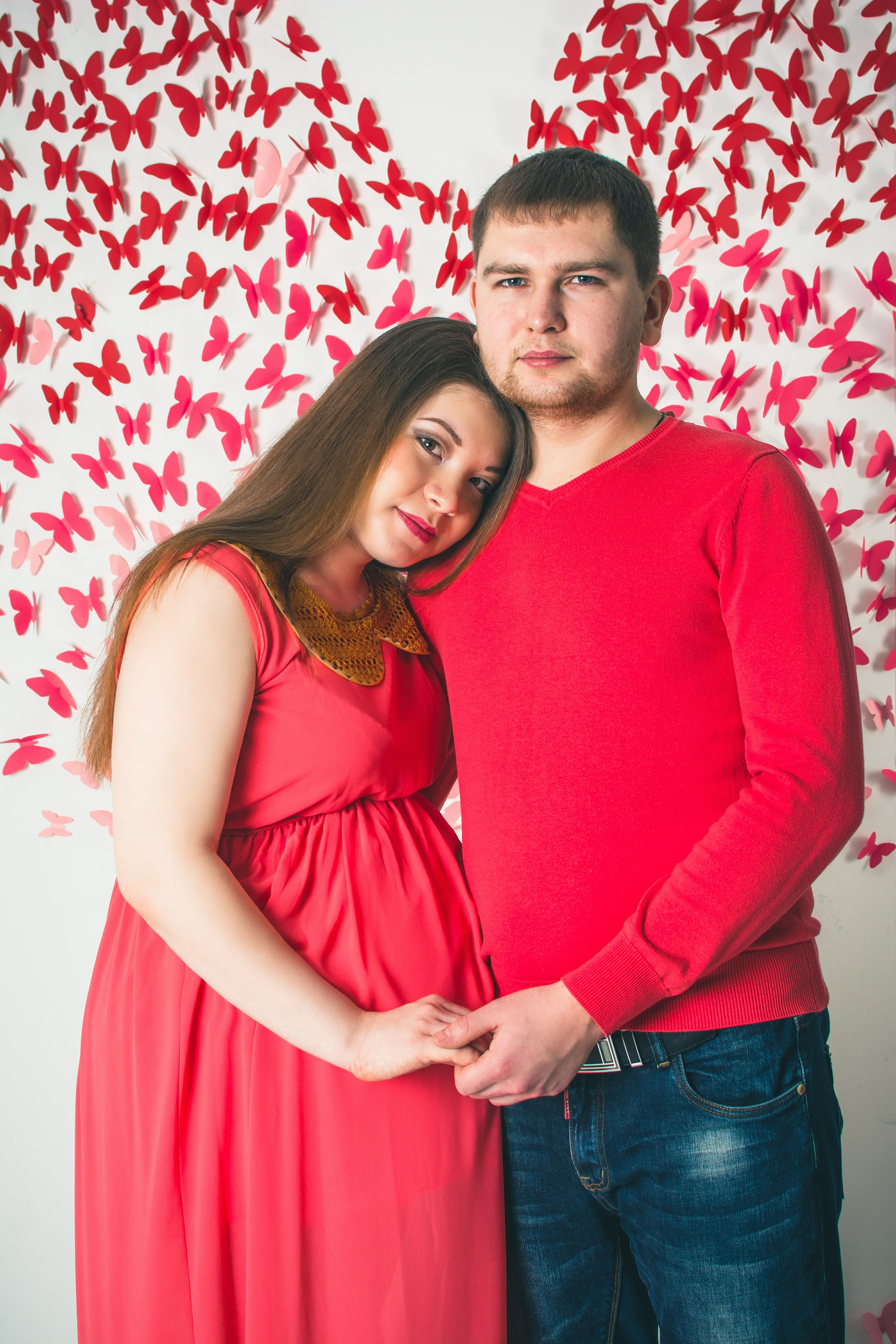 Дарья с мужем в ожидании чуда. Портретный креативный творческий фотограф в Казани Михаил Бушенев