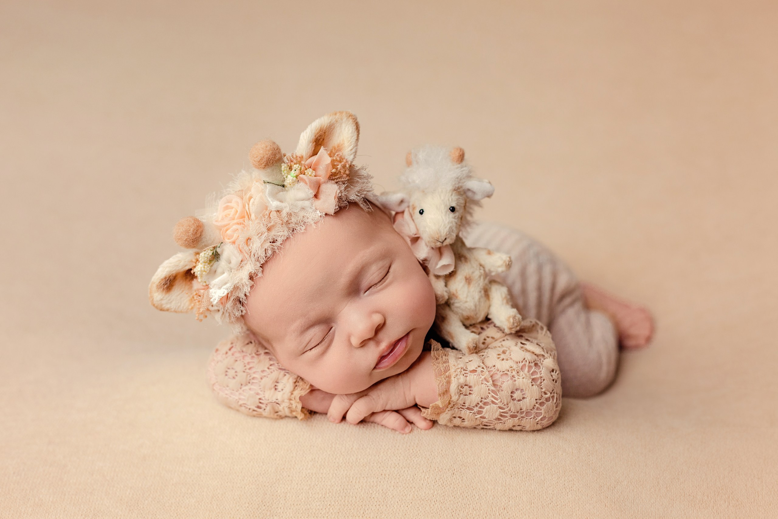 Мия, 8 дней. Фотограф новорожденных newborn ньюборн в Москве