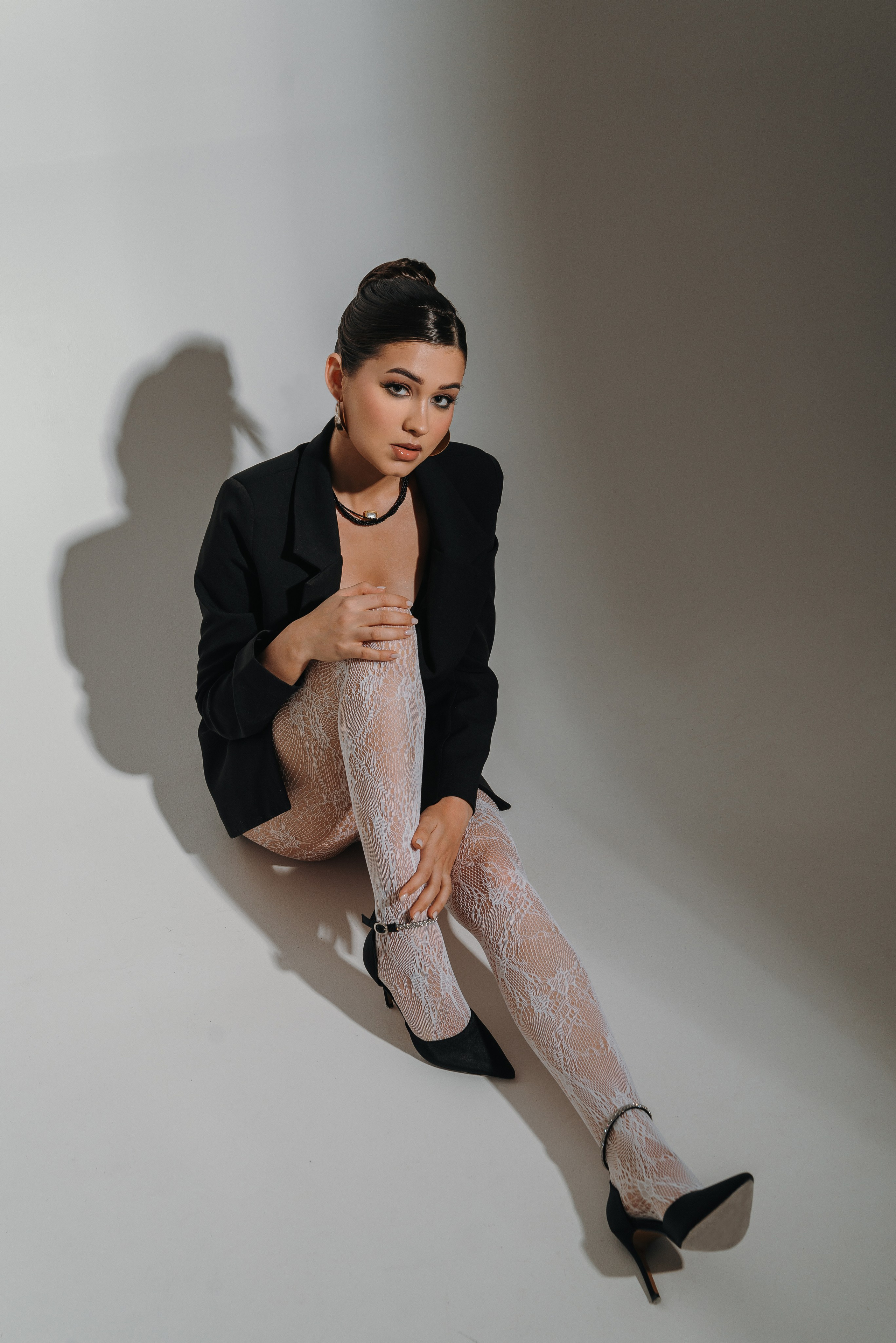 В студии. Асель Мурзина фотограф Казань