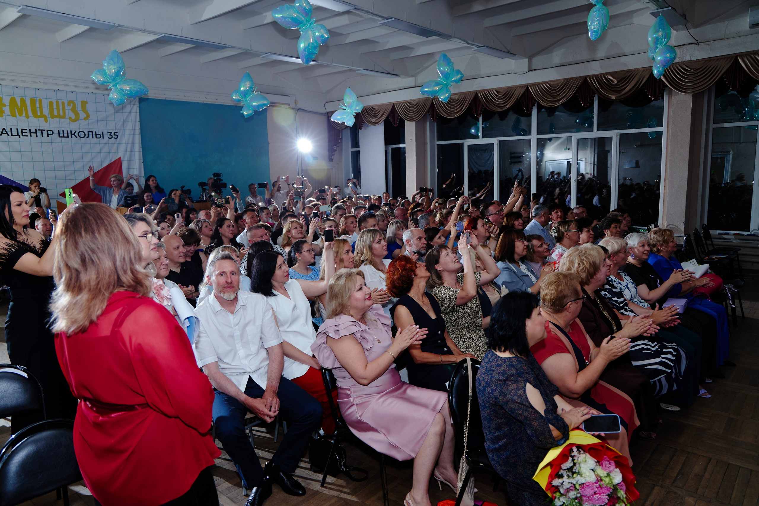 Выпускной 35 Сош. Фотограф Выпускные альбомы Таганрог Сергей Коробченко