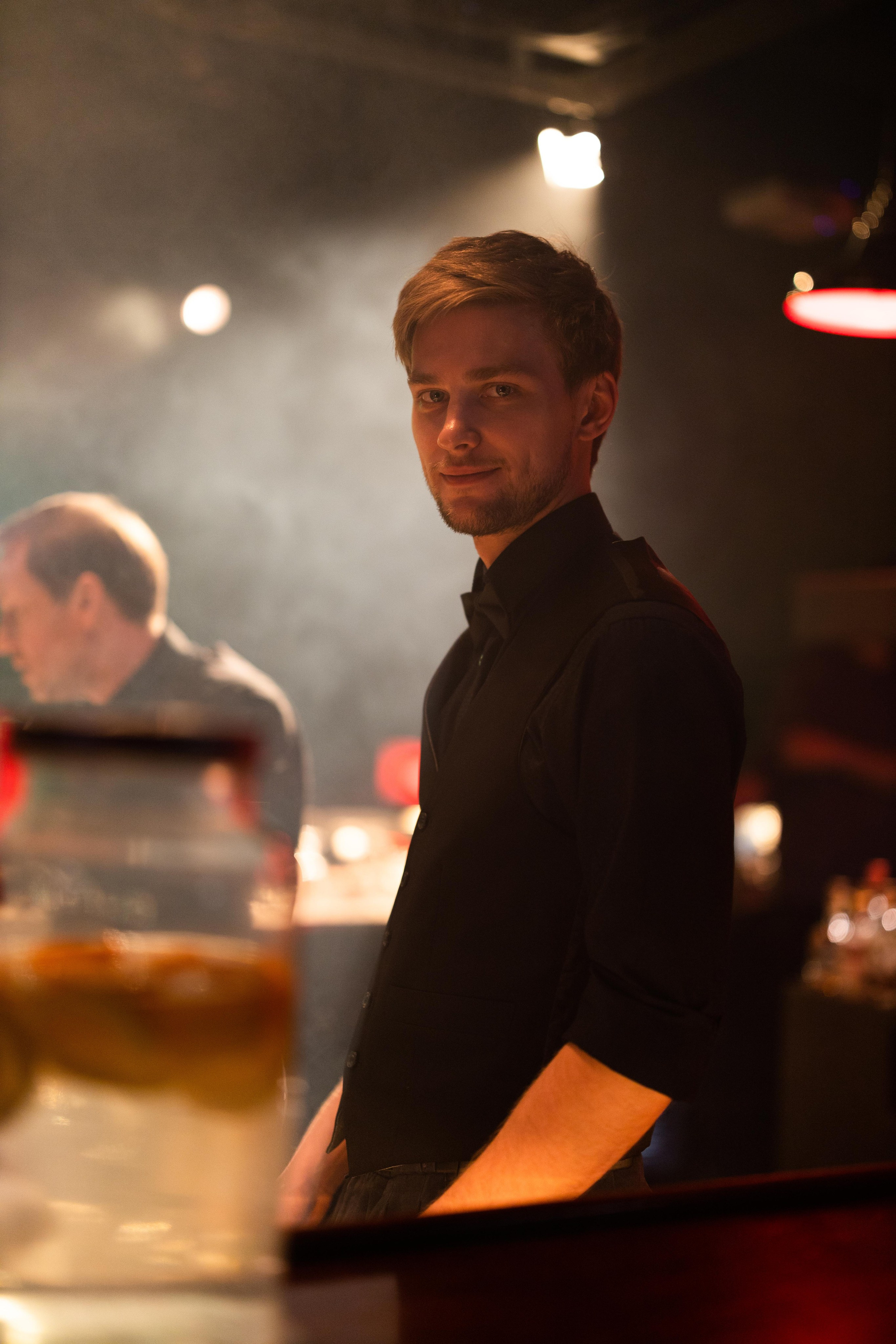 Film backstage. VICTORIA SHU