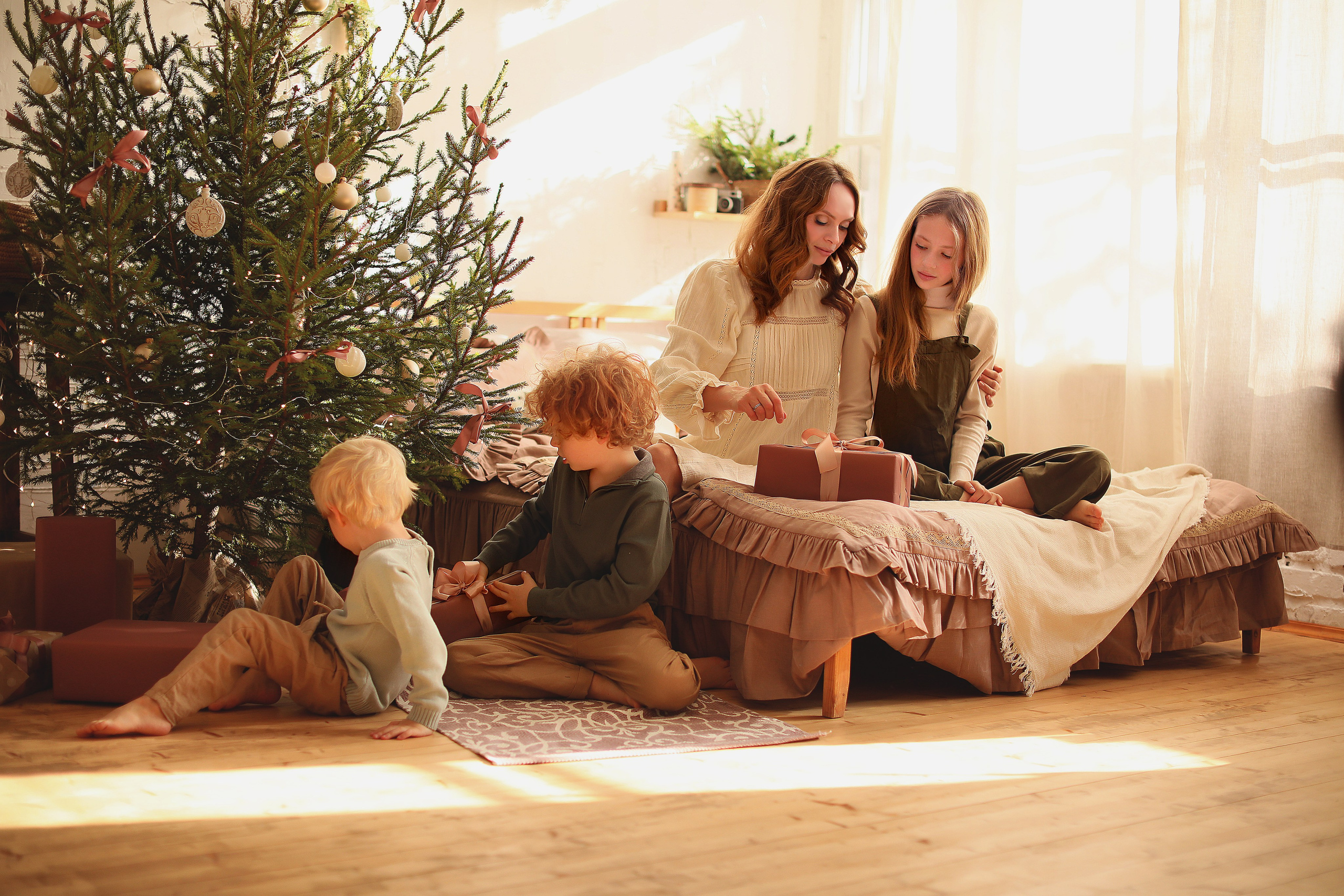 Фотостудия Лофт Потолок. Детский семейный фотограф Краснодар