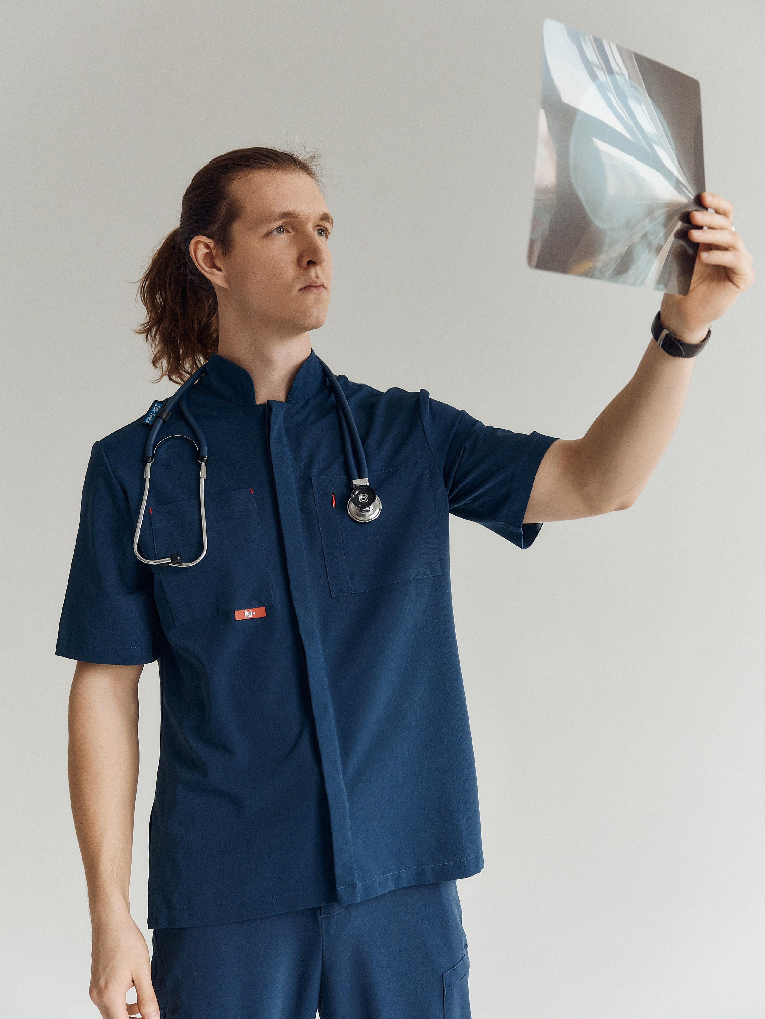 Лф 2025. Портретный фотограф в Иваново Виталий Павлинский