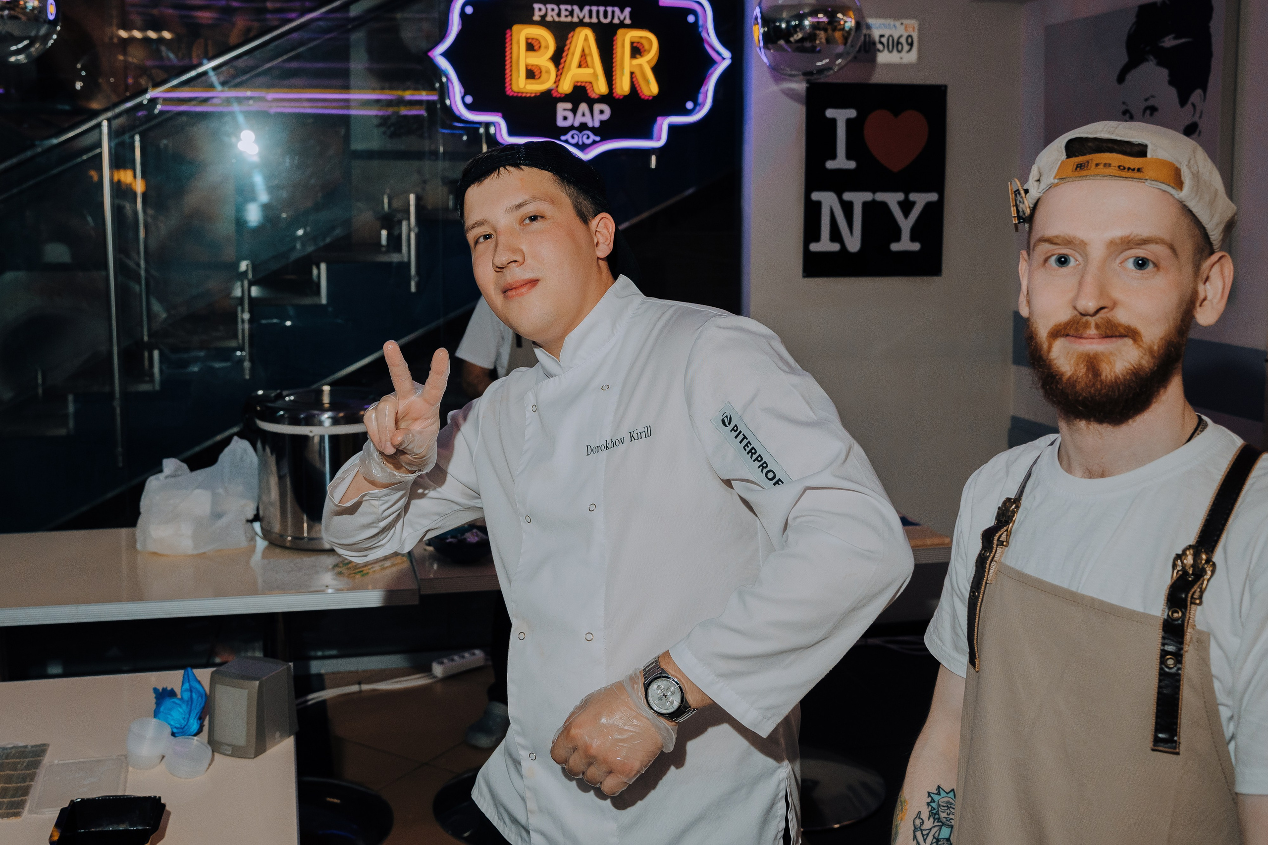 20 ЛЕТ МЕГАПОЛИС ЧЕЛЯБИНСК ХЕДЛАЙНЕР ЕЛКА. Репортажный фотограф Зуев Роман г. Челябинск