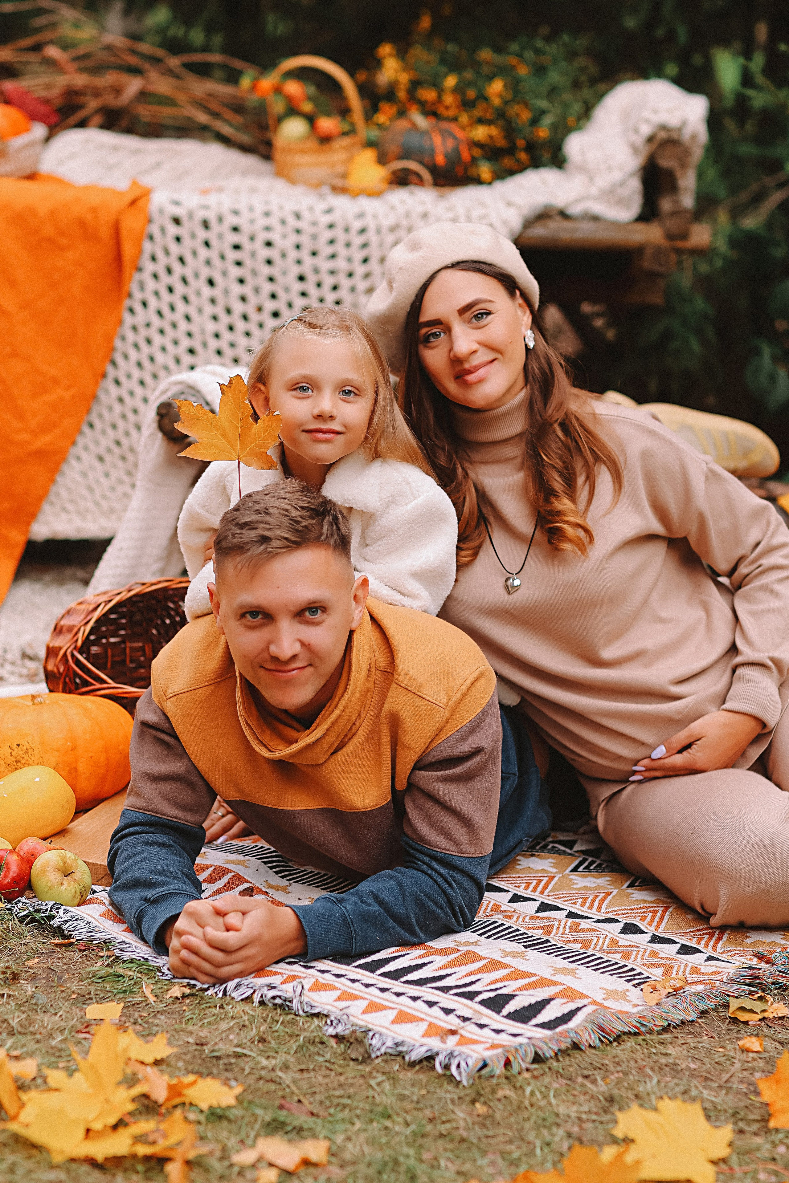 Тыквы. Семейный фотограф Тюмень, фотограф на роды Салмина Мария