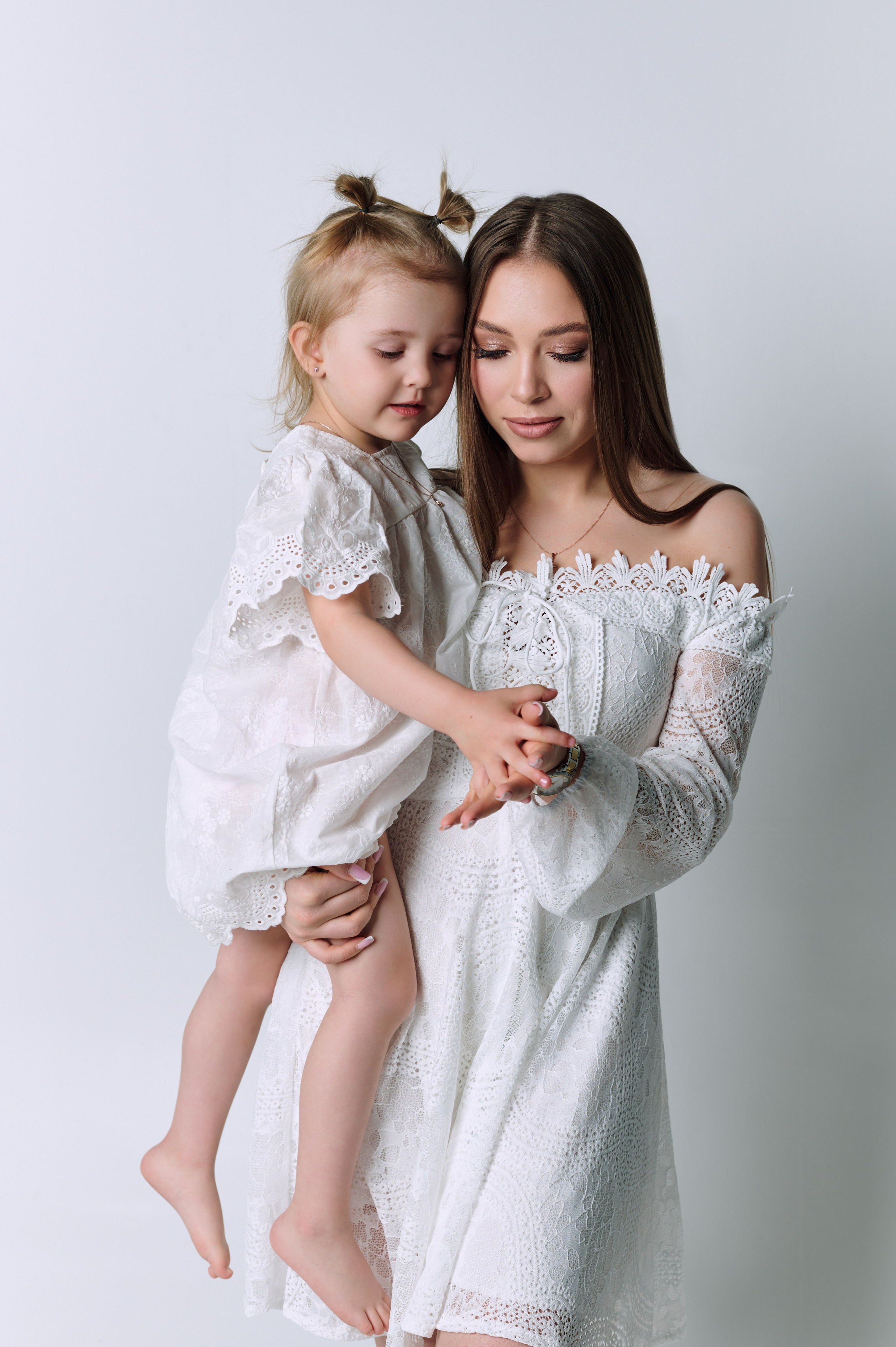 Мама и дочка. Фотограф Барнаул Софья Бояринова
