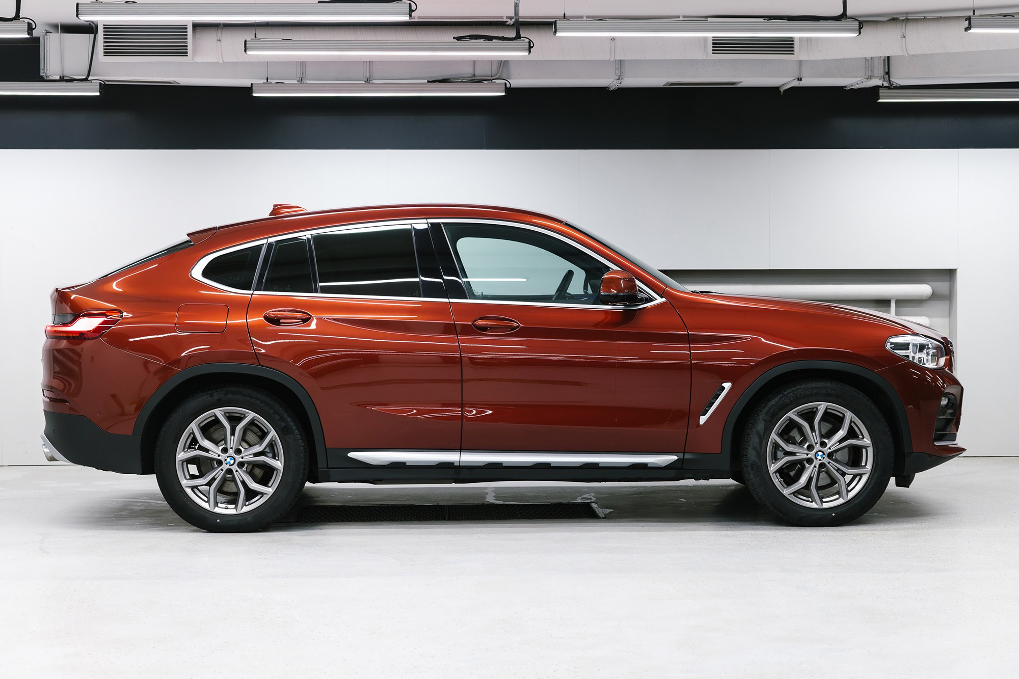 BMW X4 2.0 AT, 2019, 86 442 км. Автосалон «Х-Авто»