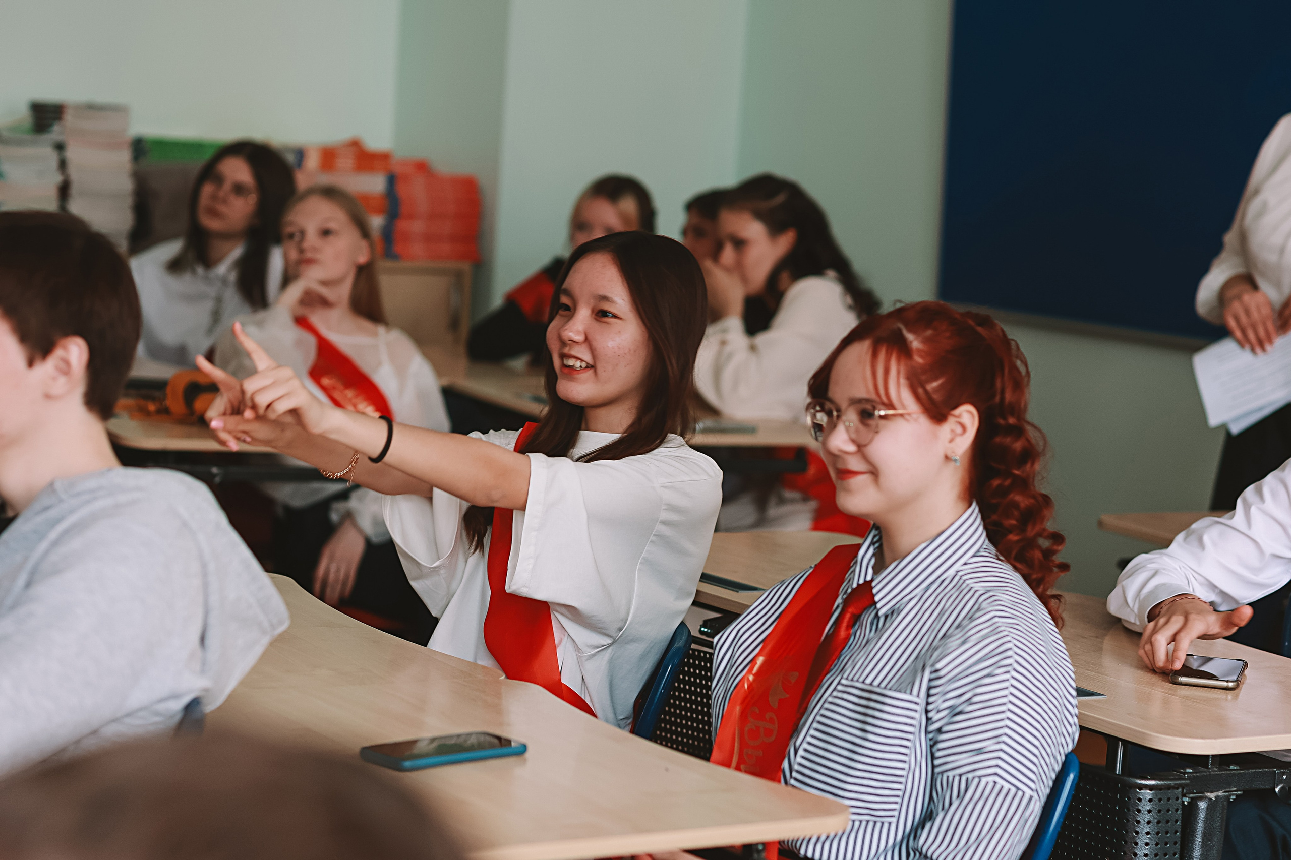Последний звонок. Семейный фотограф Тюмень, фотограф на роды Салмина Мария