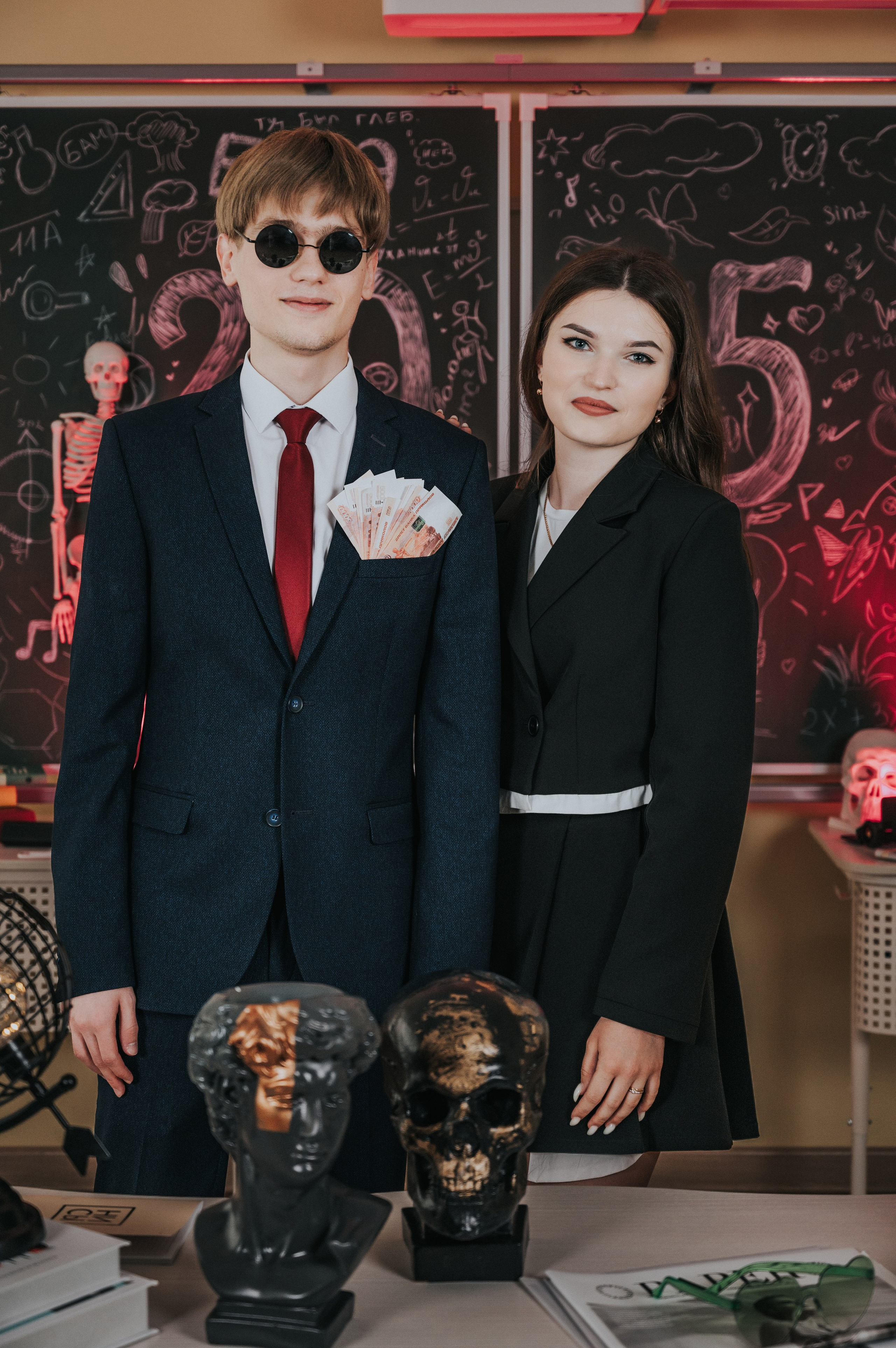 В школе. Выпускные альбомы и Школьный фотограф в Алексеевке, Бирюче, Красном