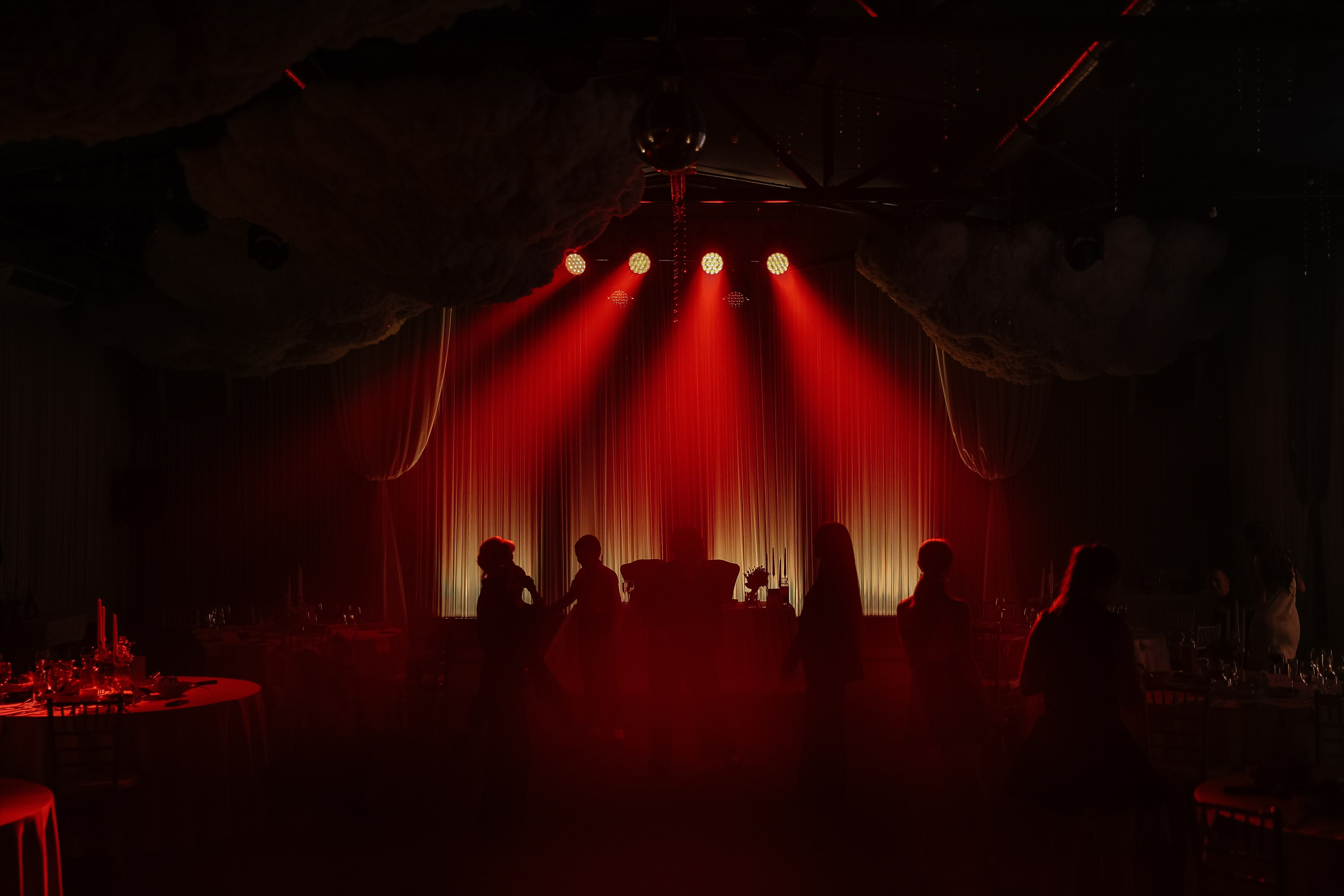 Игристая бусинка. Свадебный и семейный Фотограф Денис Кошель