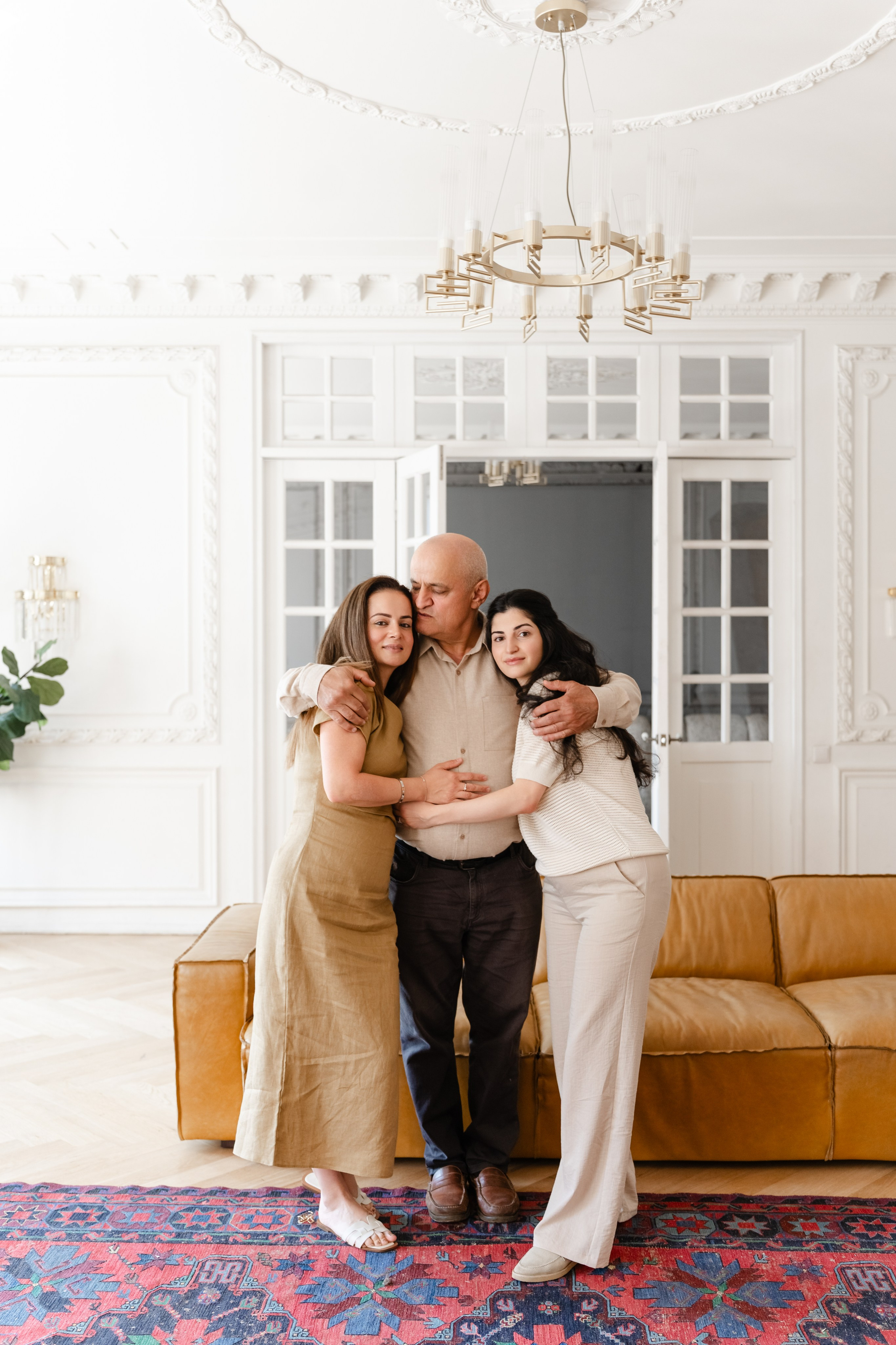 Студийная фотосессия большой дружной семьи. Свадебный и семейный фотограф в Санкт-Петербурге Олеся Еремеева