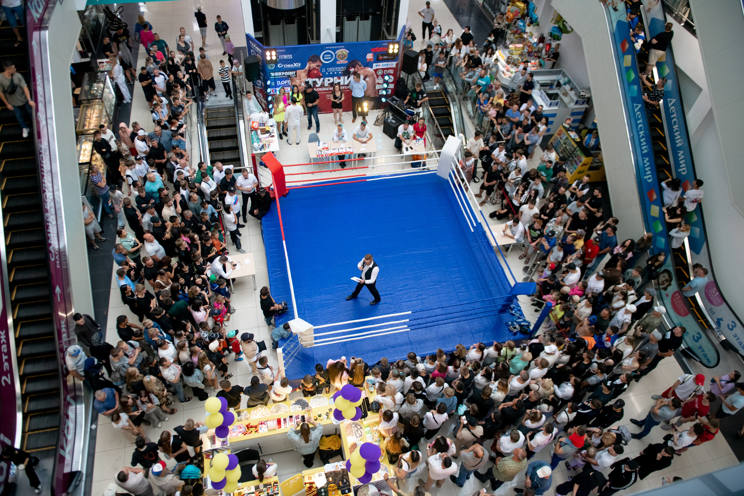Турнир по боевым искусствам в ТЦ «Сити Молл». Репортажный фотограф в Стерлитамаке Дмитрий Соколов