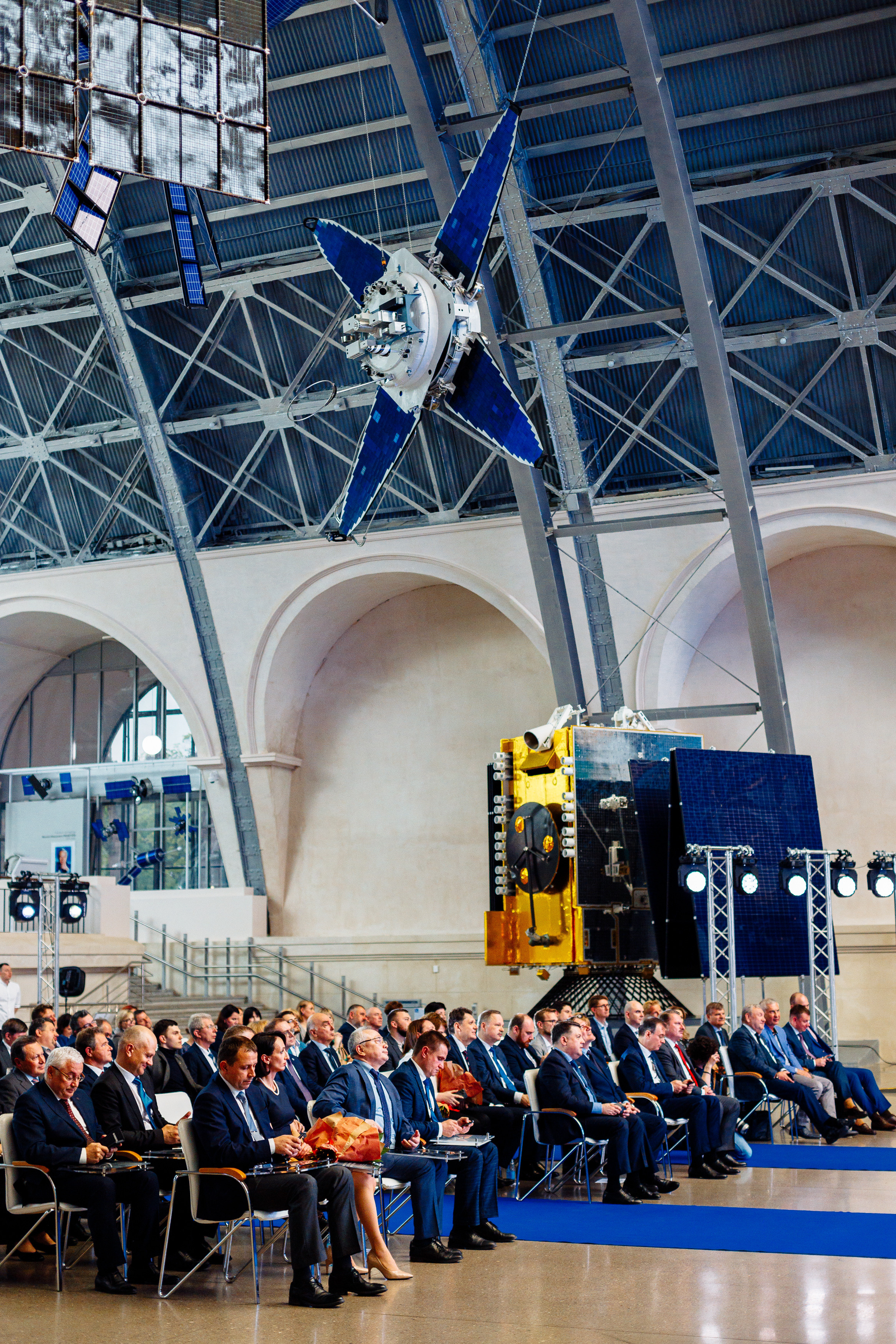 Созвездие Роскосмоса. Свадебный и портретный фотограф в Королёве Сергей Чихарев