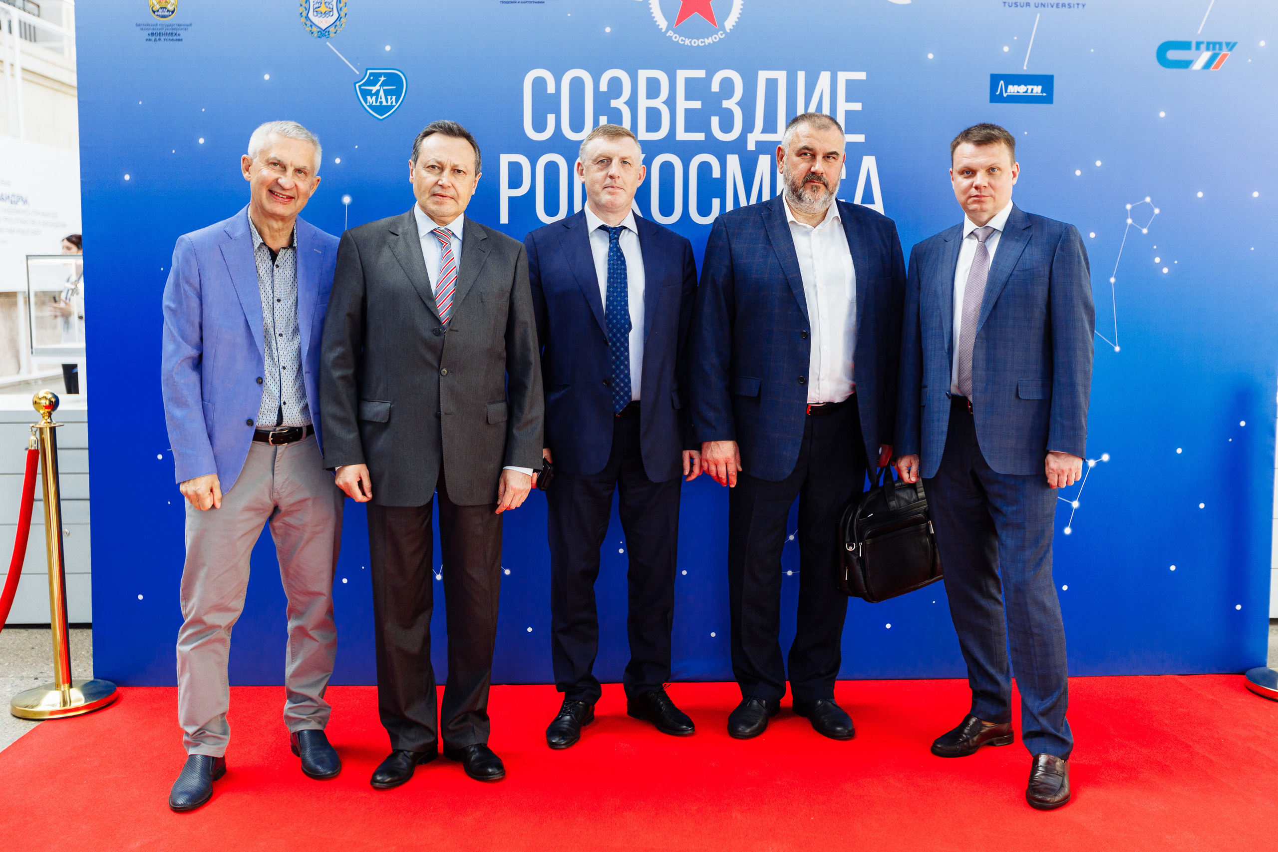 Созвездие Роскосмоса. Свадебный и портретный фотограф в Королёве Сергей Чихарев