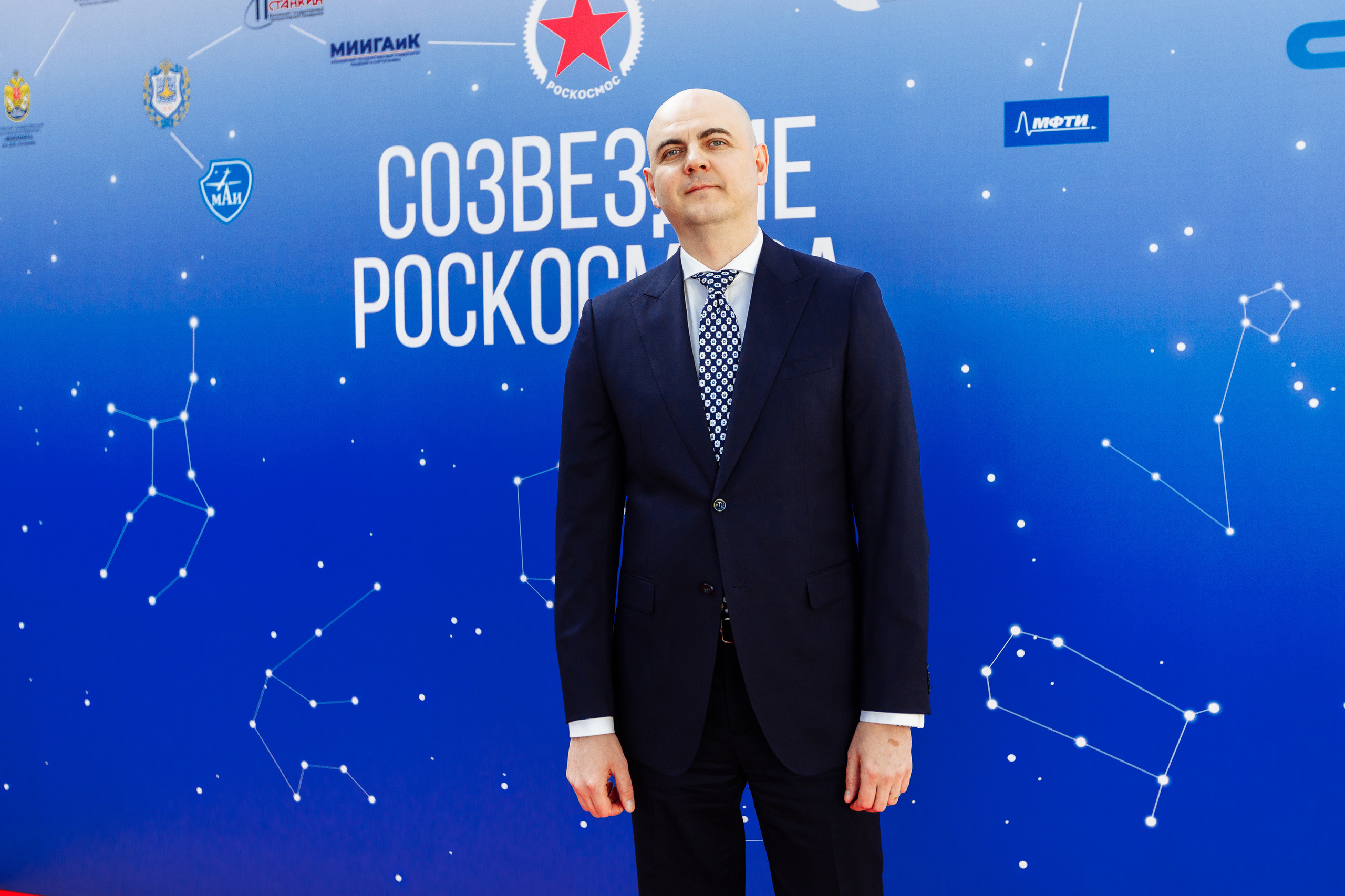 Созвездие Роскосмоса. Свадебный и портретный фотограф в Королёве Сергей Чихарев