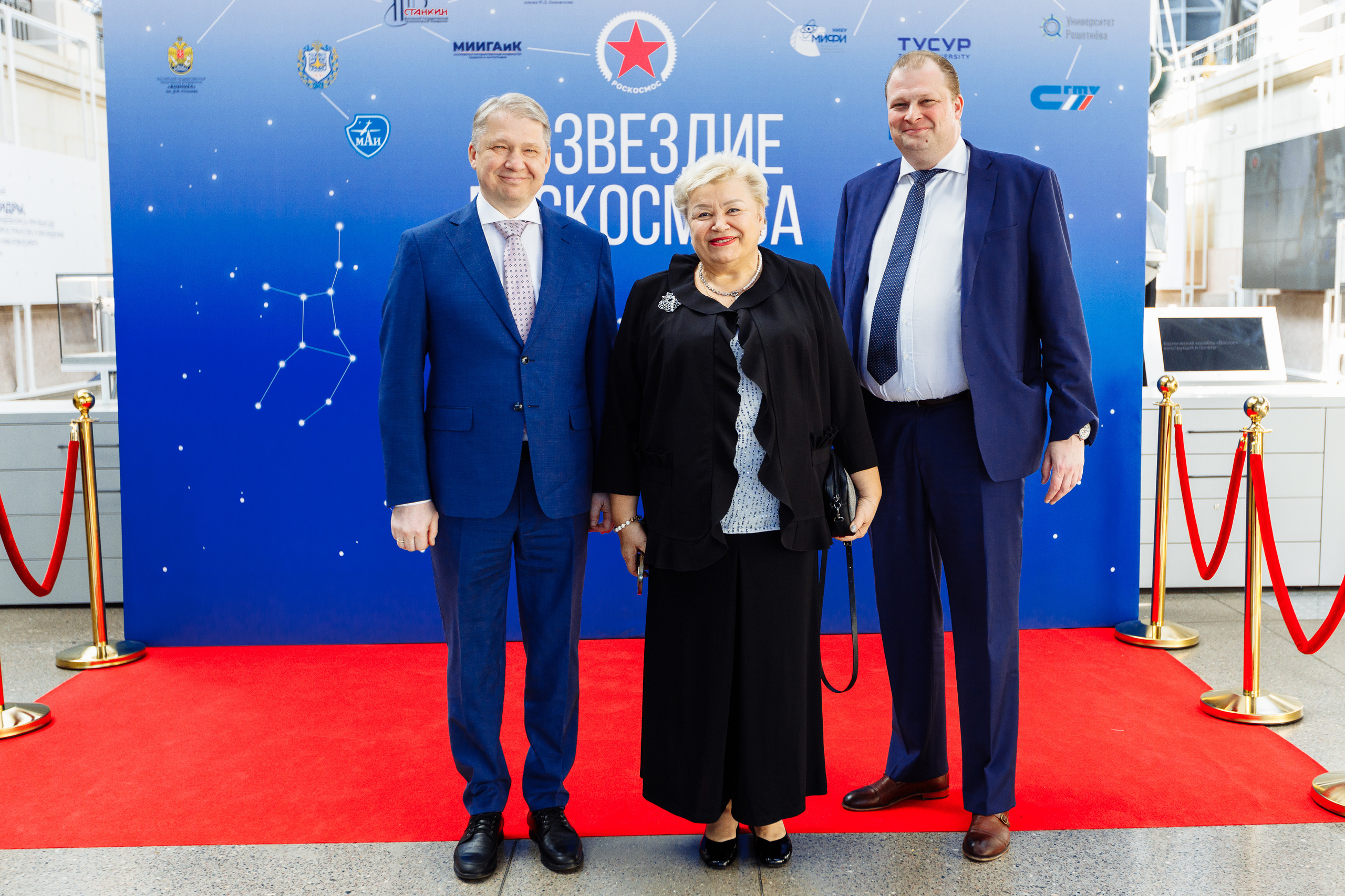 Созвездие Роскосмоса. Свадебный и портретный фотограф в Королёве Сергей Чихарев