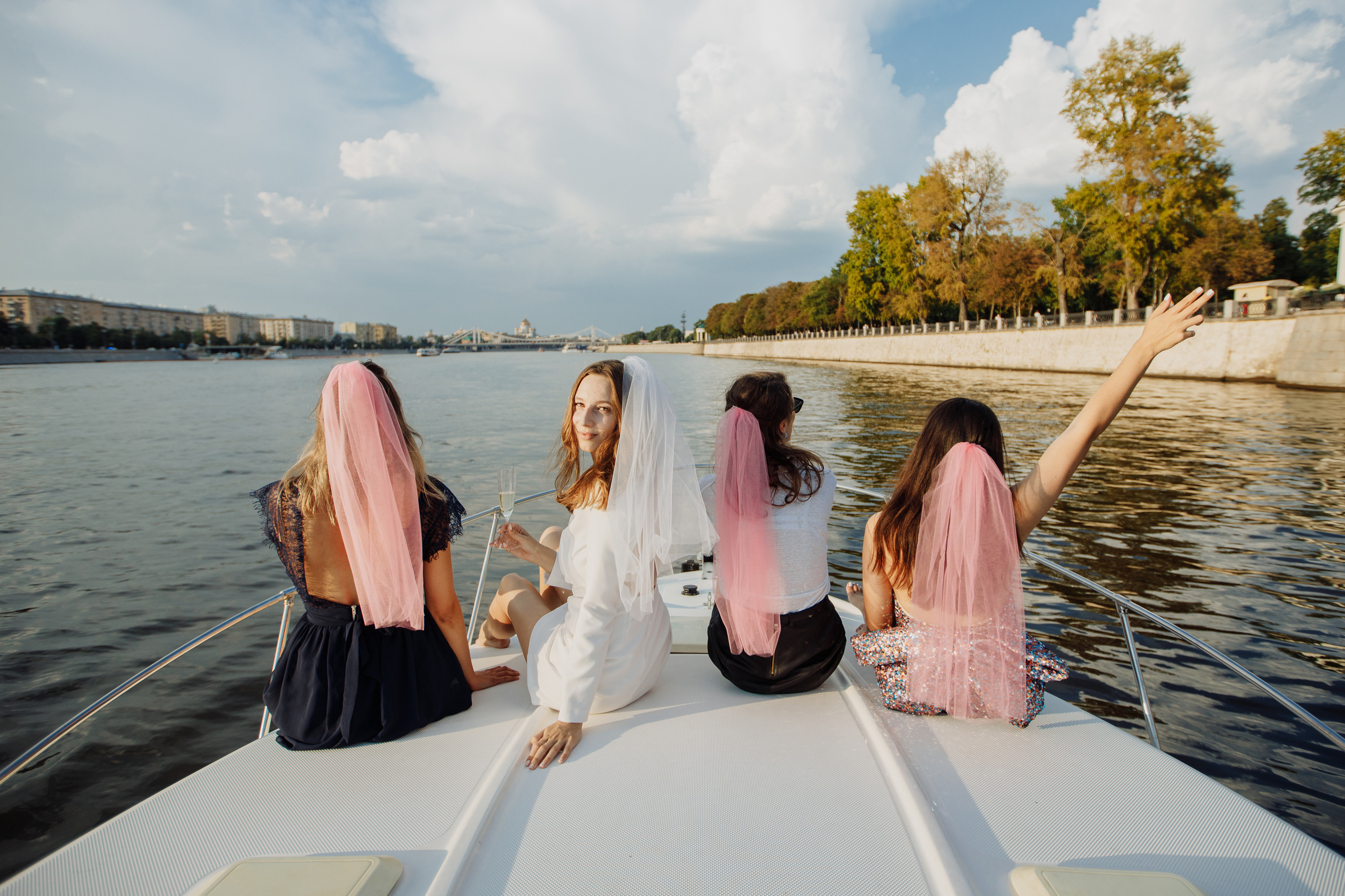 Девичник Анастасии. Свадебный и портретный фотограф в Королёве Сергей Чихарев