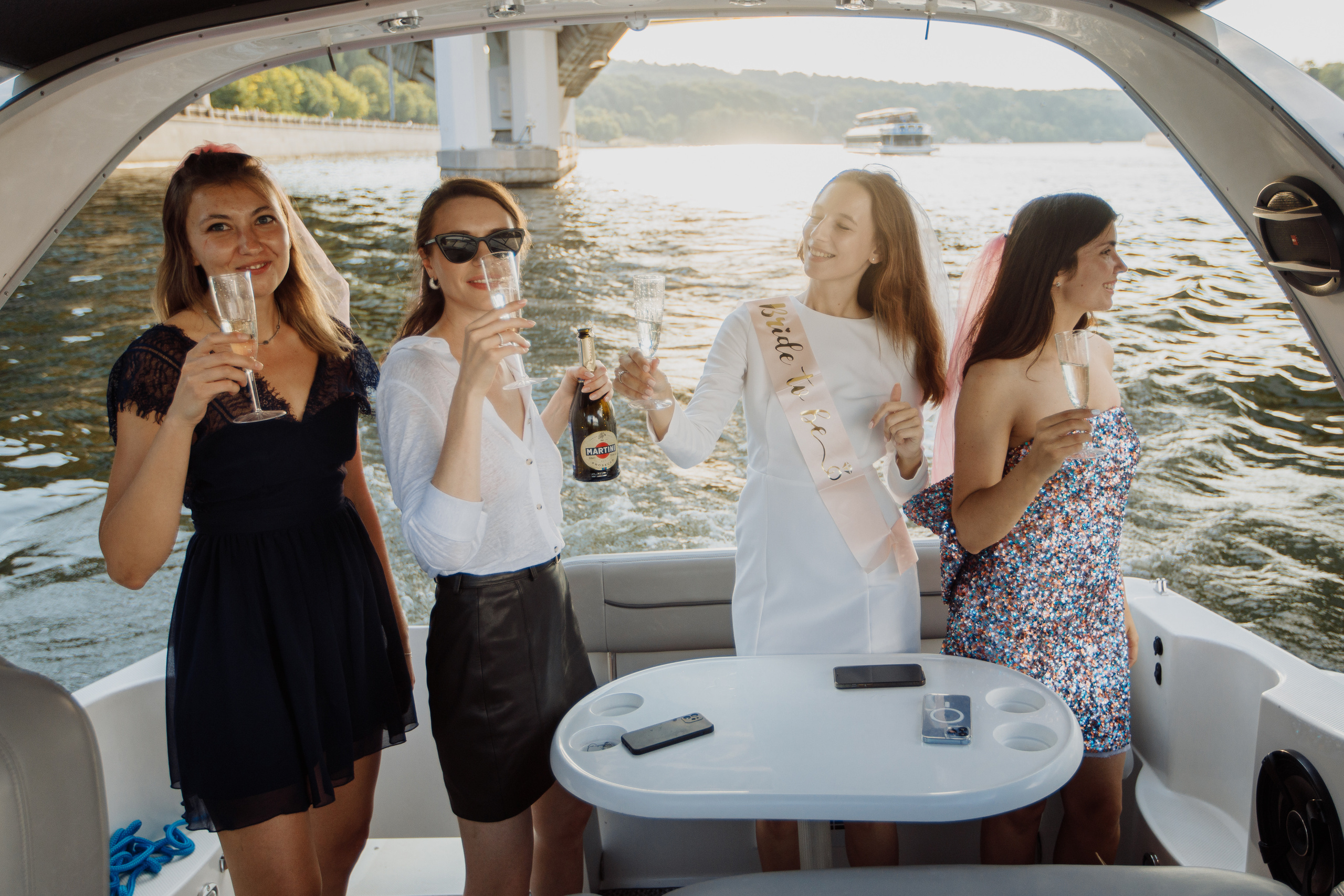 Девичник Анастасии. Свадебный и портретный фотограф в Королёве Сергей Чихарев