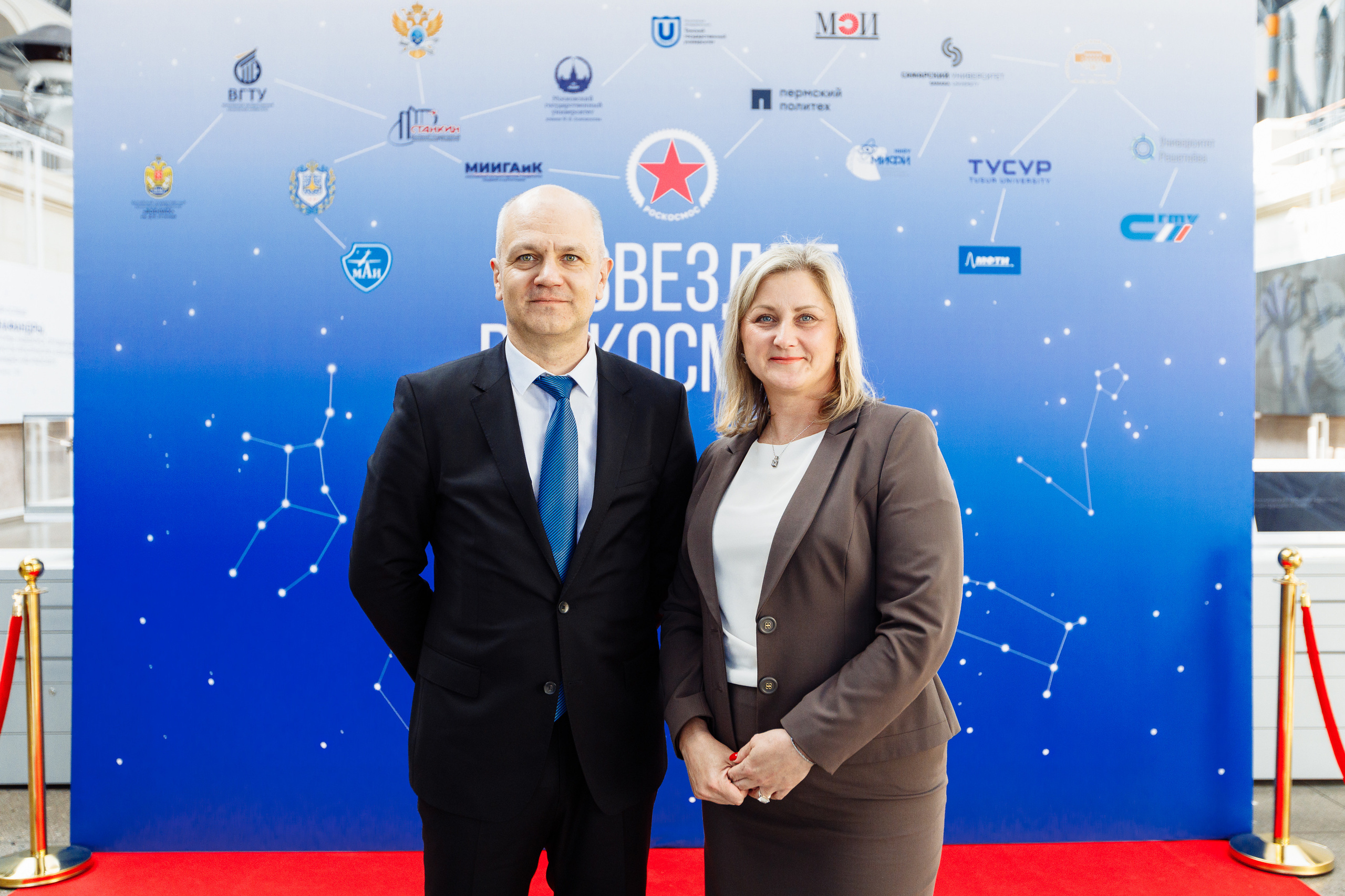 Созвездие Роскосмоса. Свадебный и портретный фотограф в Королёве Сергей Чихарев