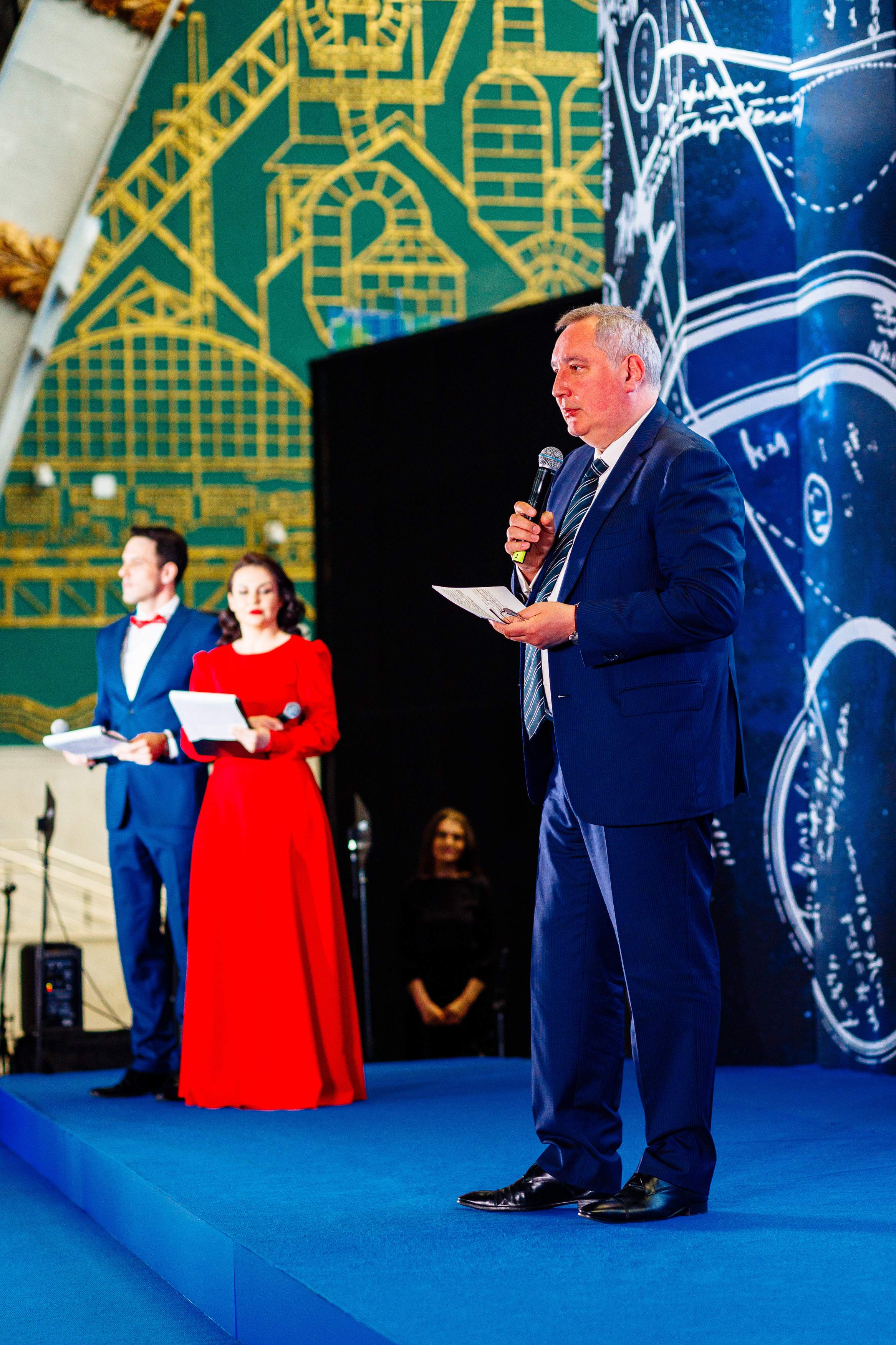 Созвездие Роскосмоса. Свадебный и портретный фотограф в Королёве Сергей Чихарев