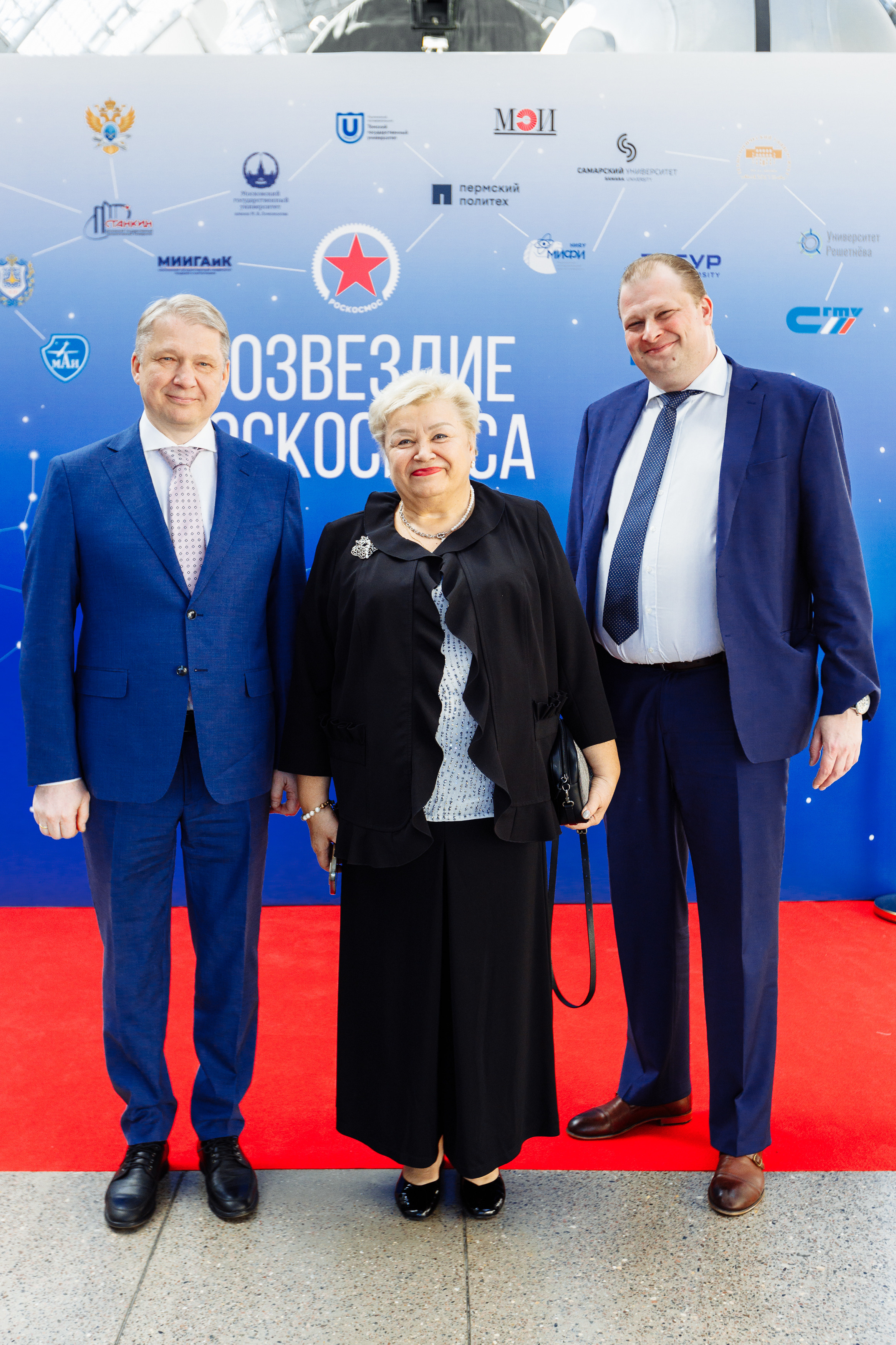 Созвездие Роскосмоса. Свадебный и портретный фотограф в Королёве Сергей Чихарев