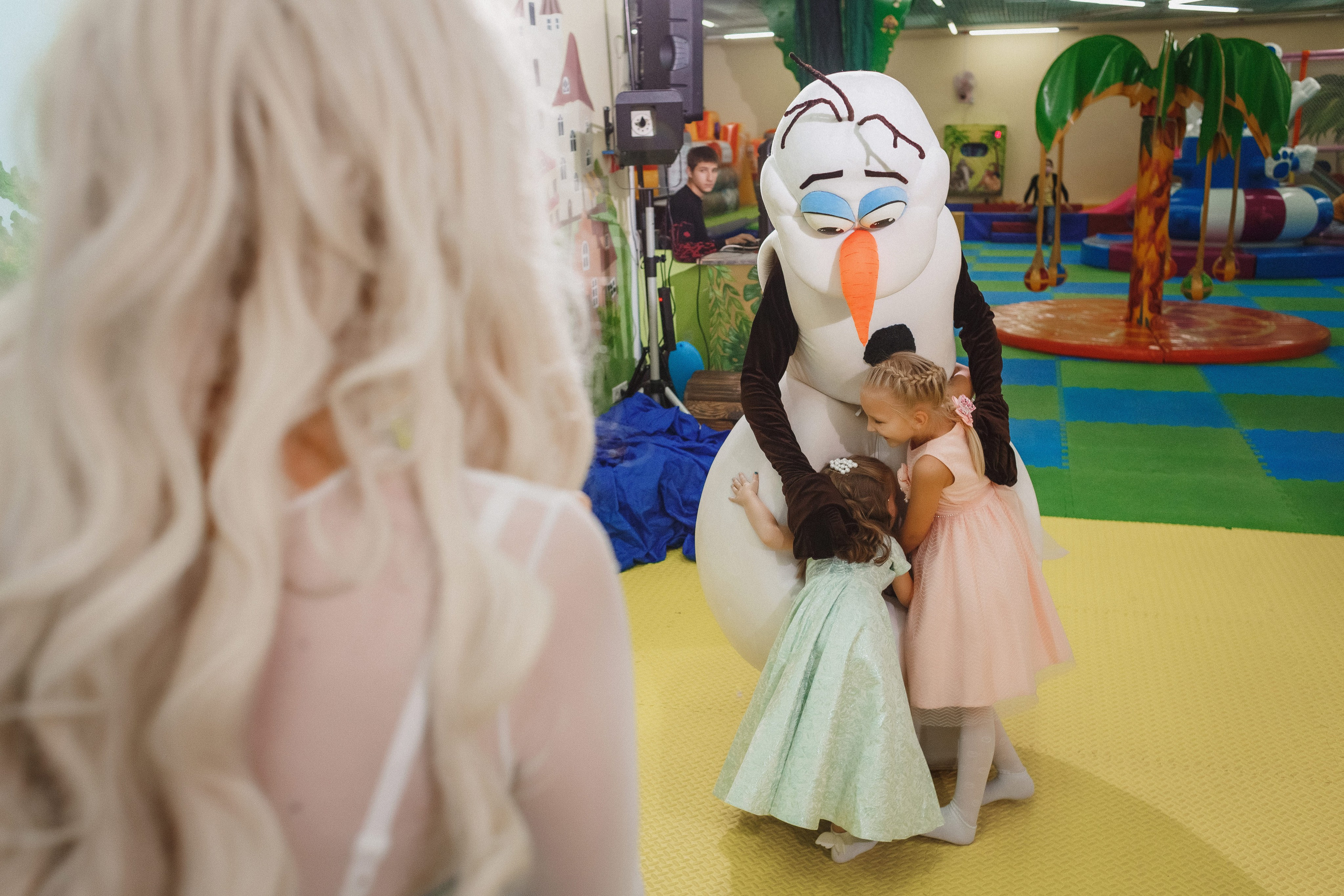 Уникальные фотографии дня рождения Анжелики в Тортуге Таганрога. Свадебный и семейный фотограф в Таганроге Бакарюк Антон