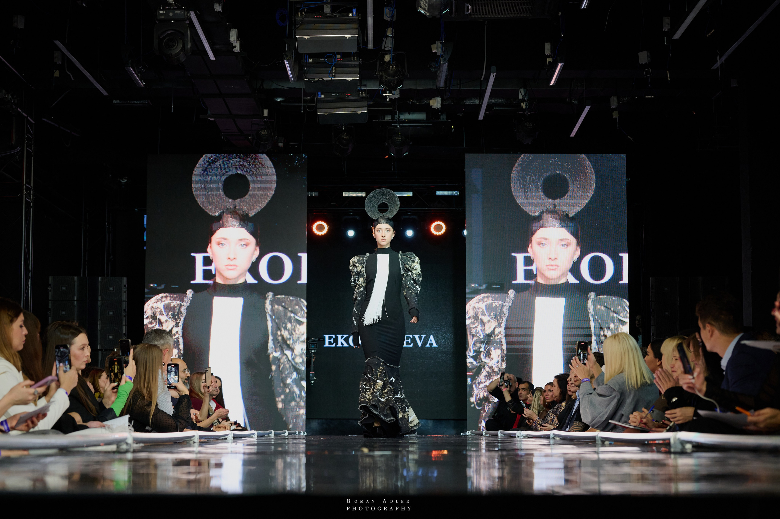 МКММ 2024. Фотограф Роман Адлер