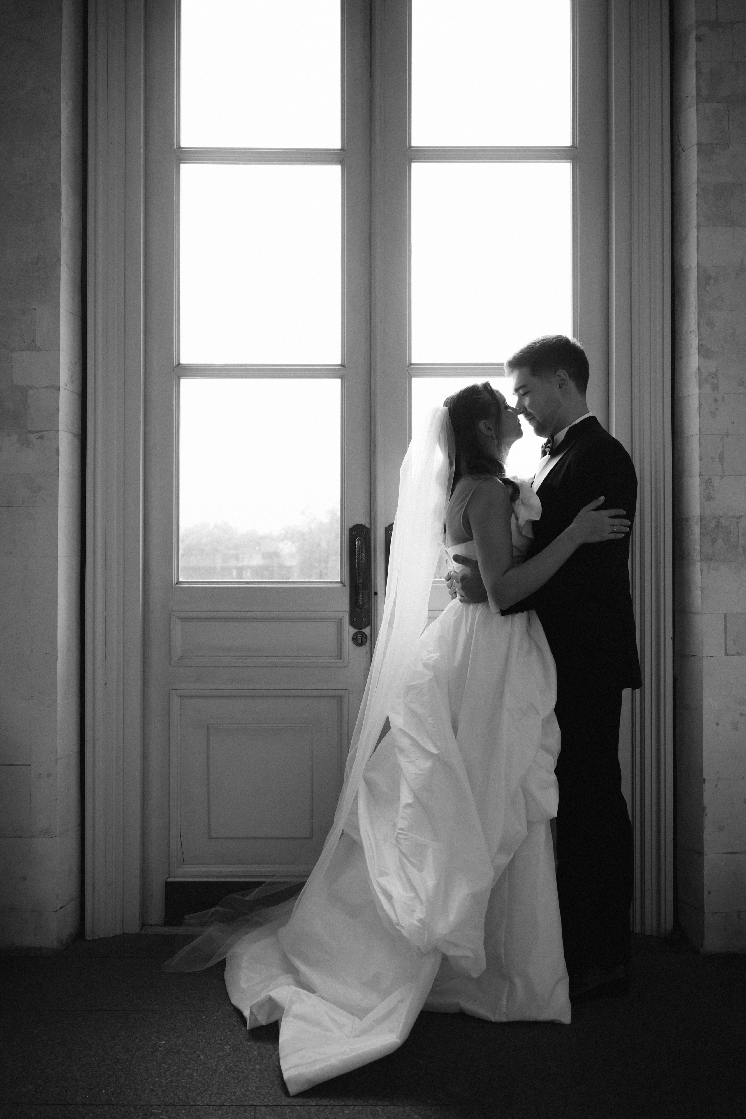 Совместные сборы жениха и невесты в отеле «Marriot Imperial Plaza» и свадебная Фотосессия на территории «Царицыно»