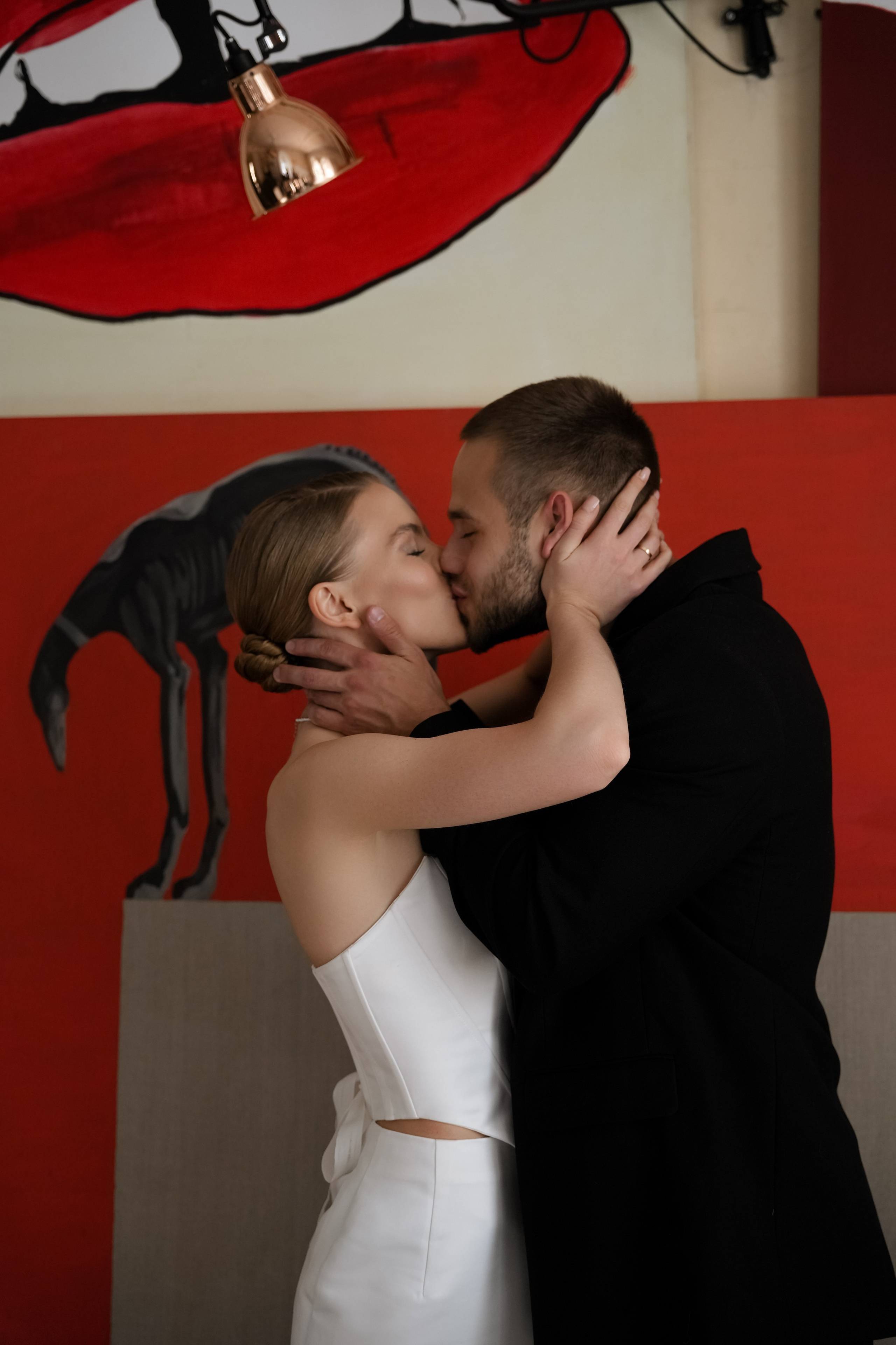 Свадебная фотосессия в Особняке Юргенсон