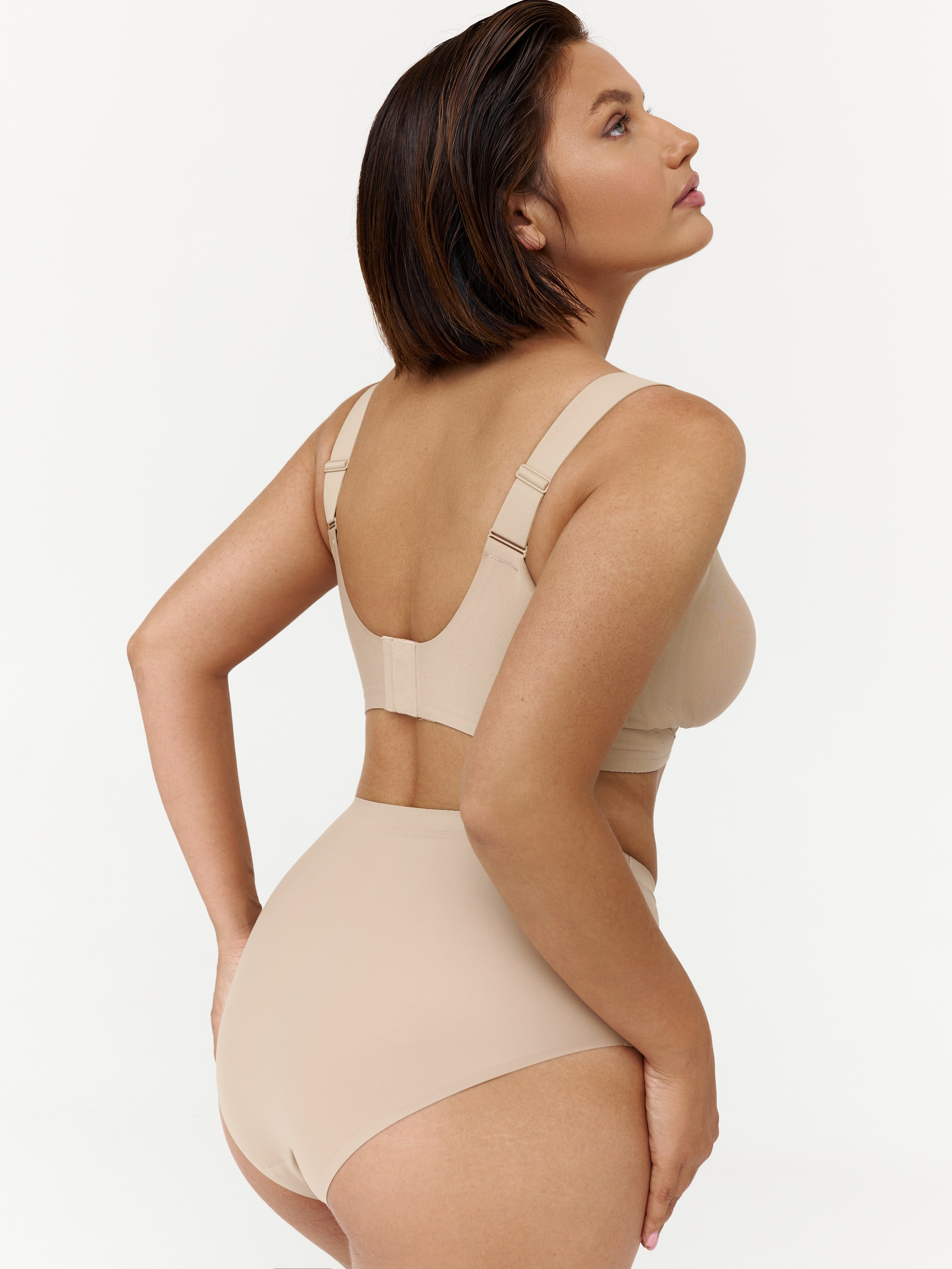 Каталог. Нижнее бельё plus size. Фотограф Александра Распопова