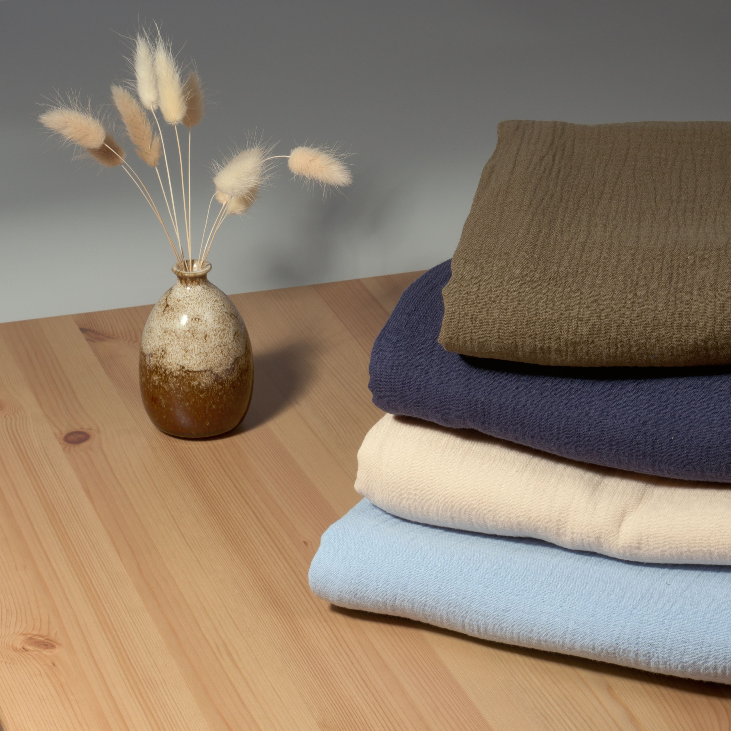 Предметные съёмки товаров для дома и кухни, изделий из ткани и прочих хозяйственных принадлежностей