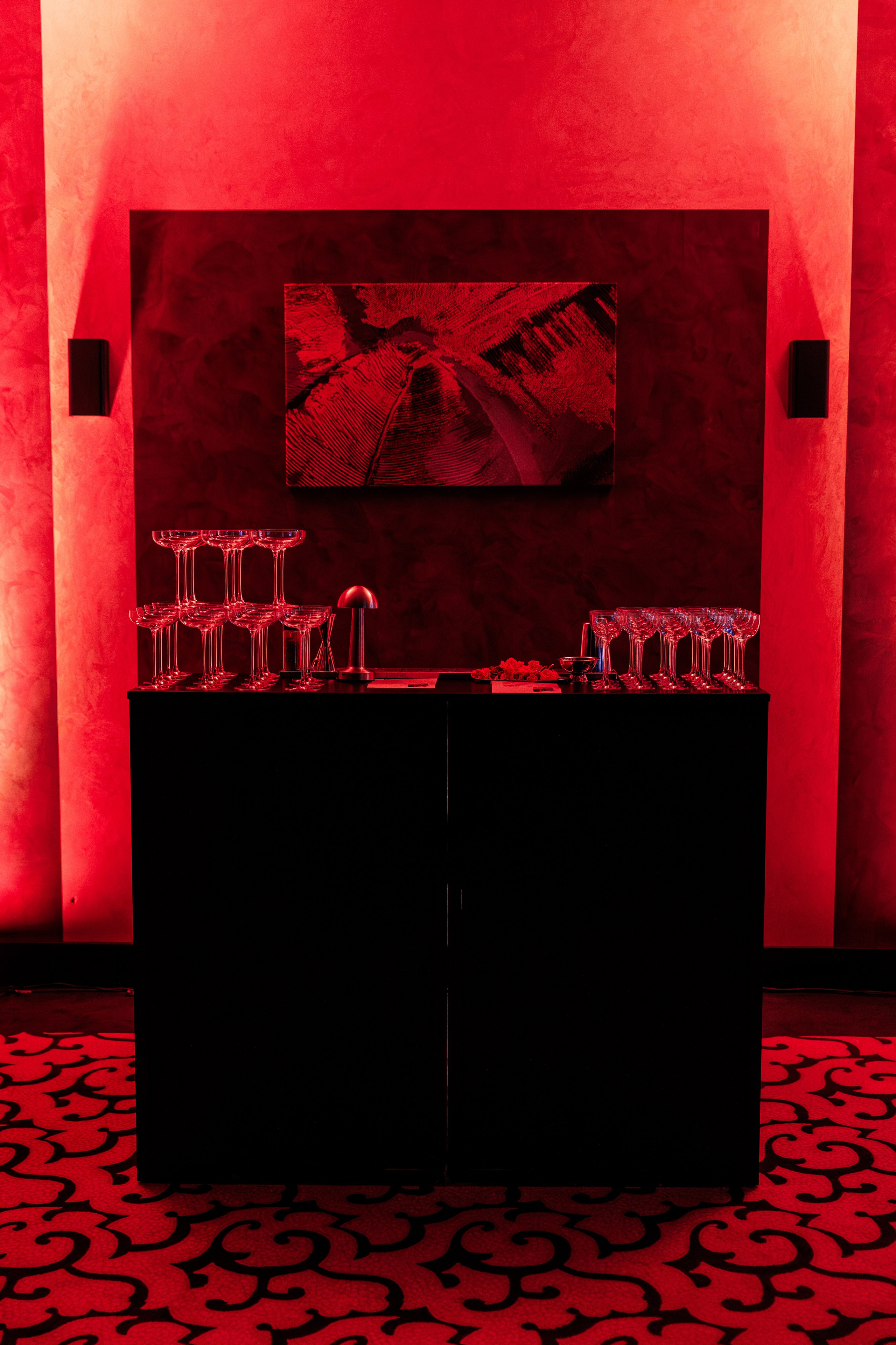 Creators. ILIAS BLACK — Фотограф свадеб и мероприятий в Минске и Беларуси