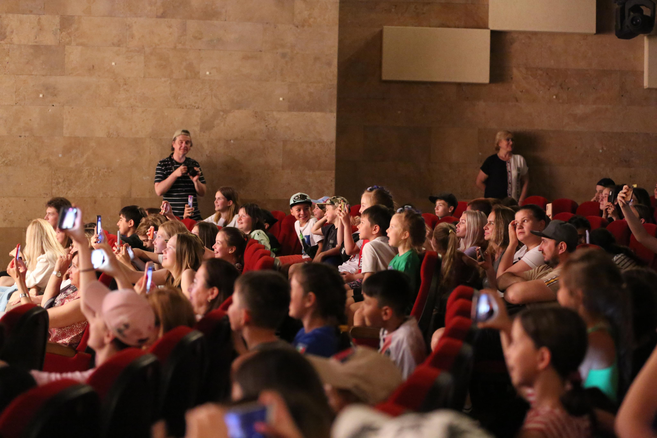 Репортажная съемка. Фотограф для вас и вашего бизнеса в Москве Альбина Никифоров