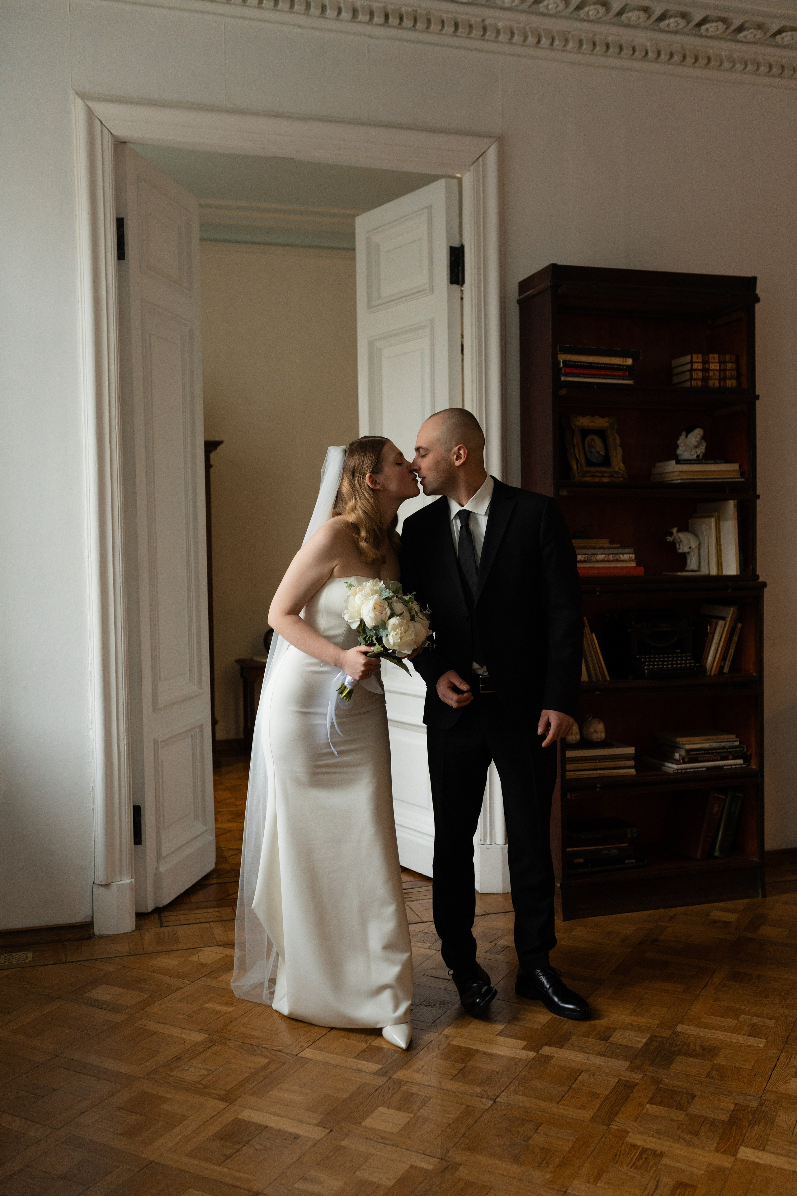 Мария и Алексей, студия 1884. Свадебный фотограф в Москве Анна Полушина