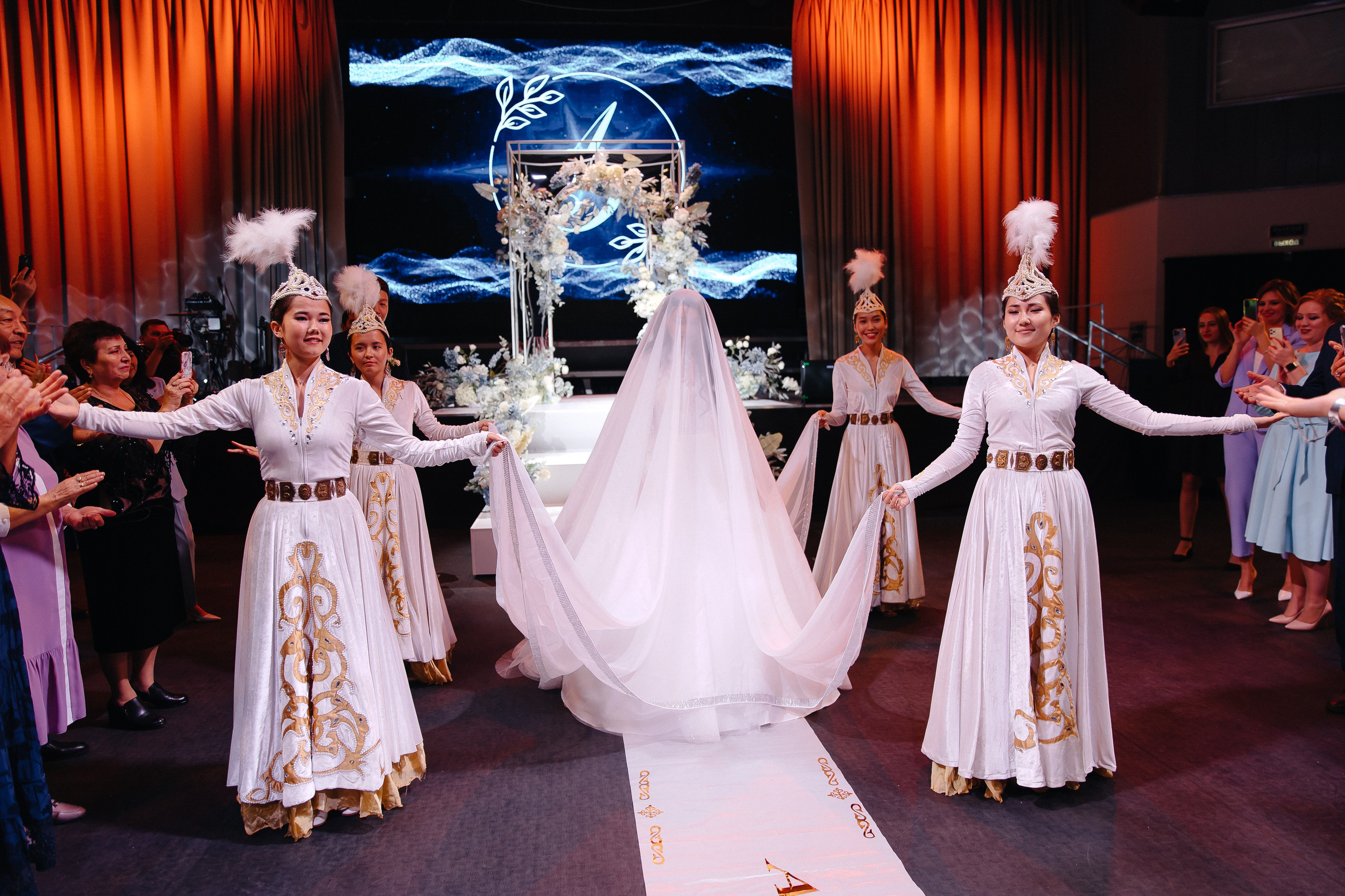 Алибек & Эльвира. Свадебный фотограф Евгений Мирончев