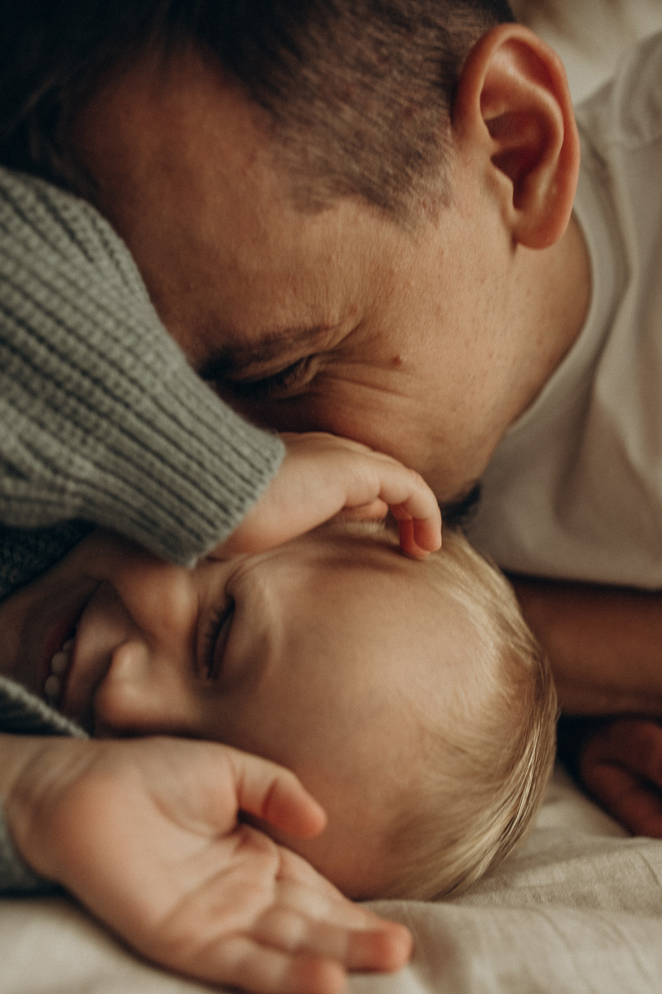 Ярослав и яблоки. Гаврилова Настя семейный фотограф lifestyle в Москве