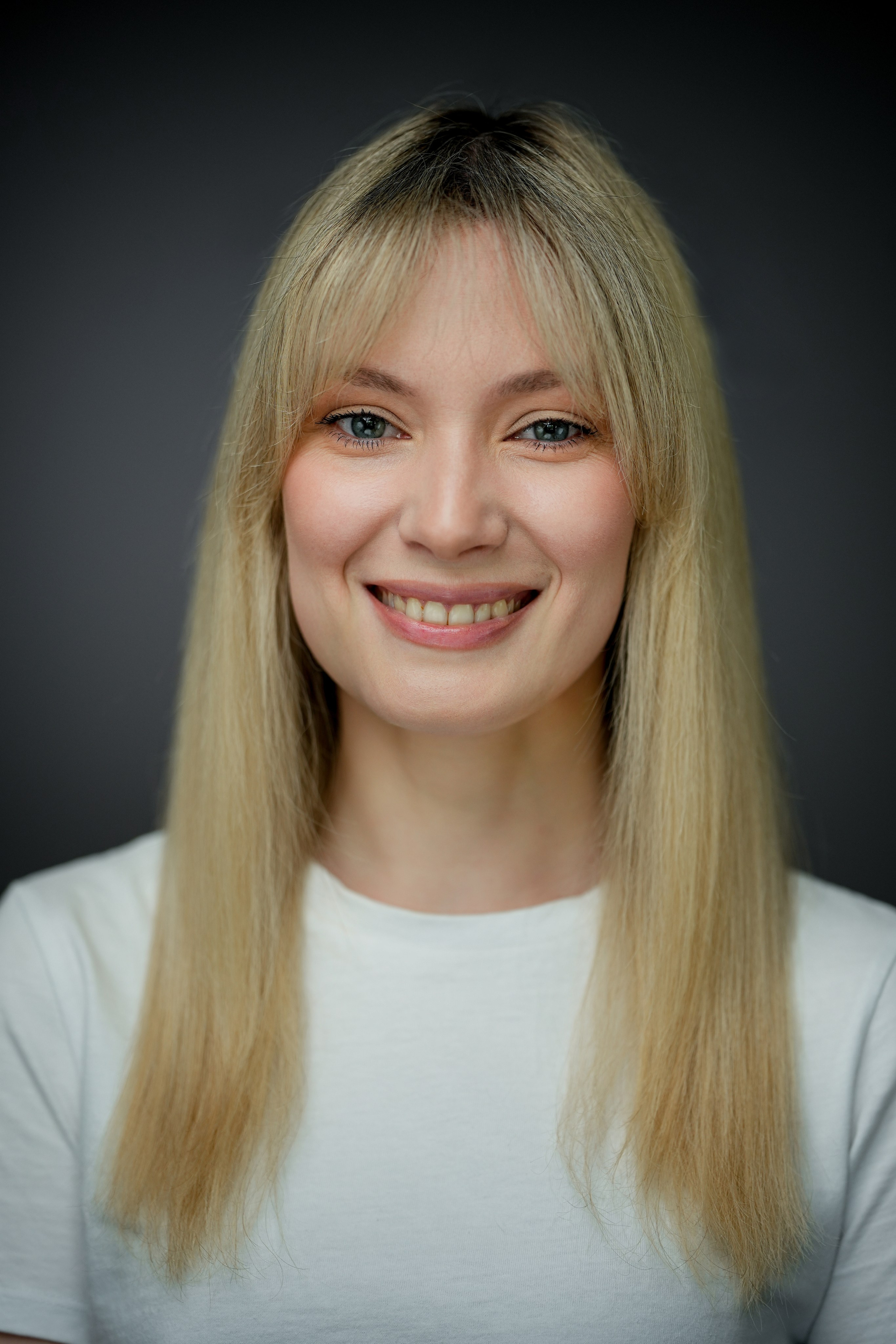 Актриса Зоя Дамье. Портретная съемка в Москве, студийный фотограф Игорь Фомин