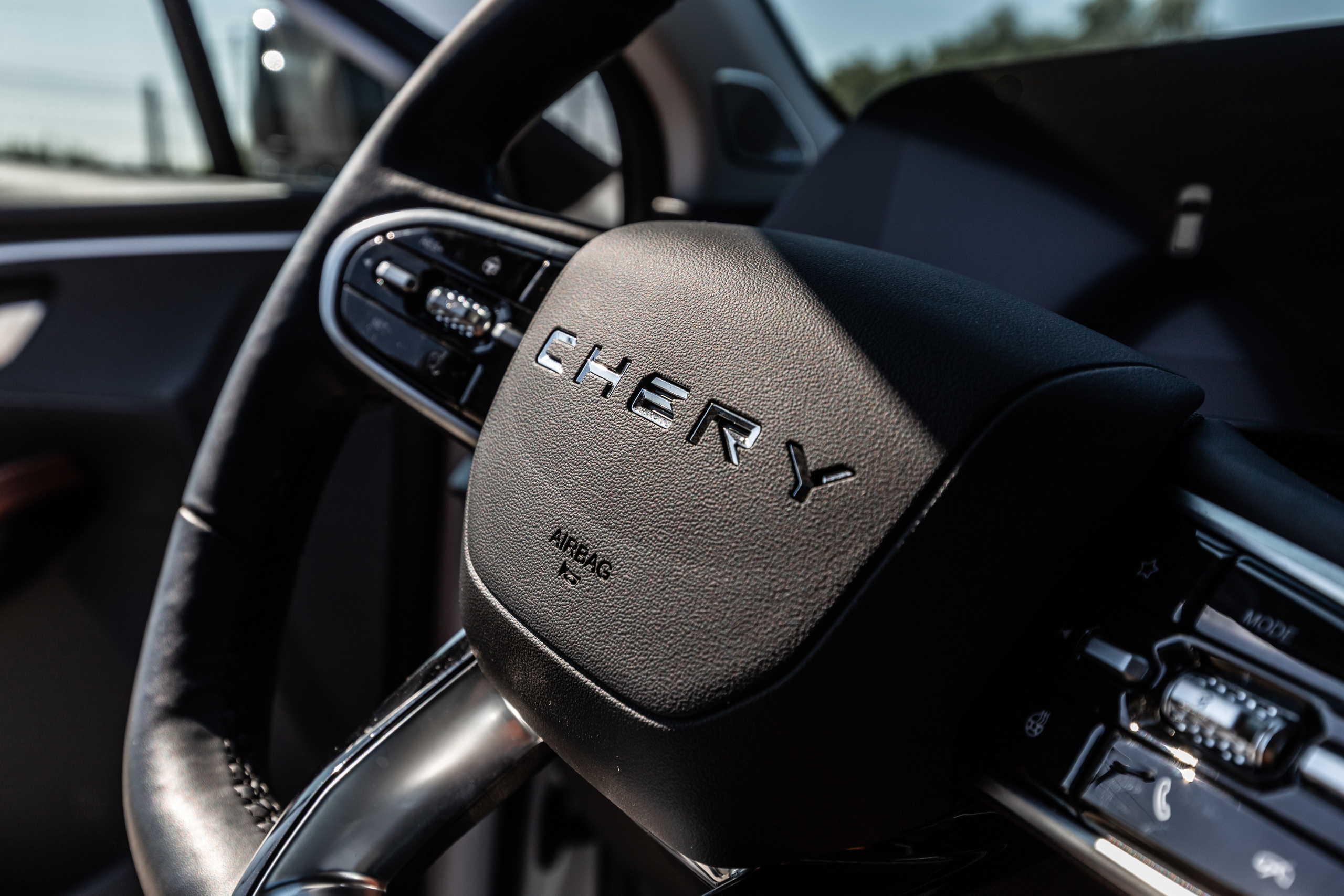 Автосалон ЭХО & СамараОнлайн24. Фотограф в Самаре / Олеся Широнина