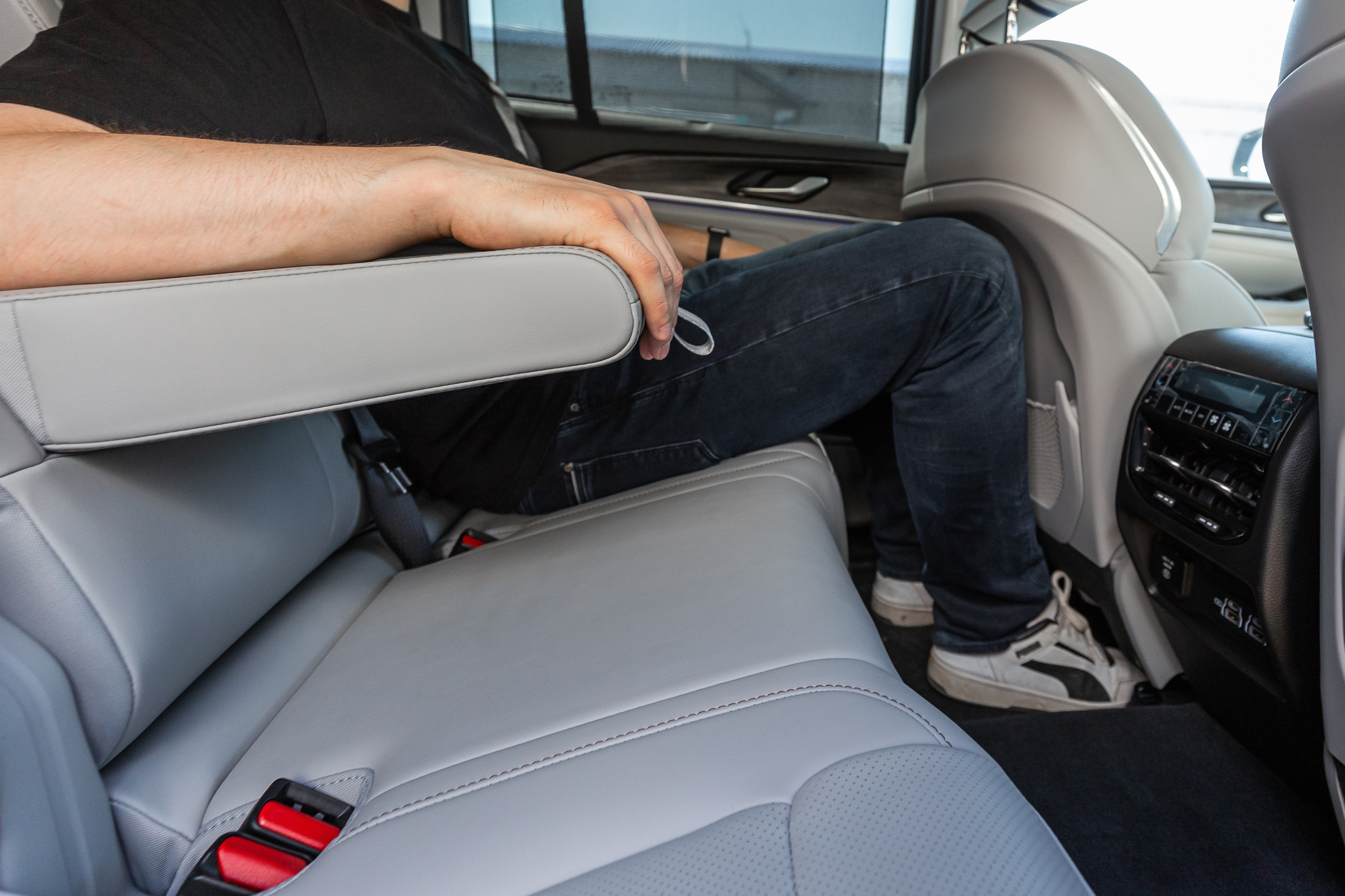 Автосалон ЭХО & СамараОнлайн24. Фотограф в Самаре / Олеся Широнина