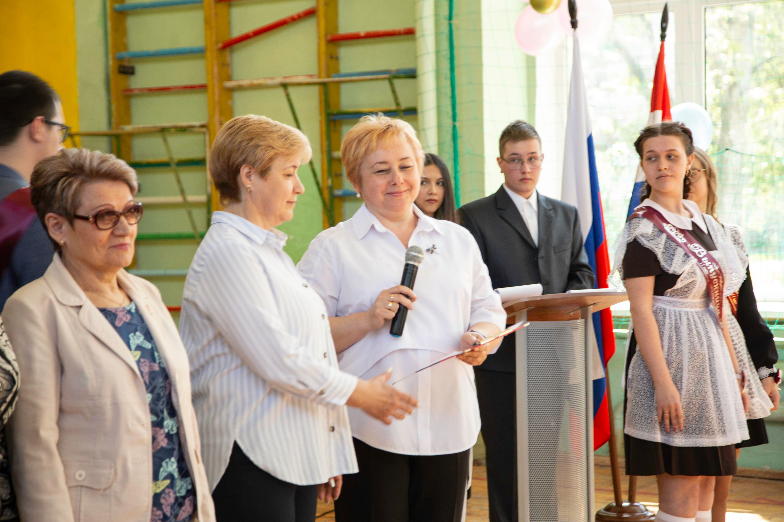 Последний звонок. Фотограф в Самаре / Олеся Широнина