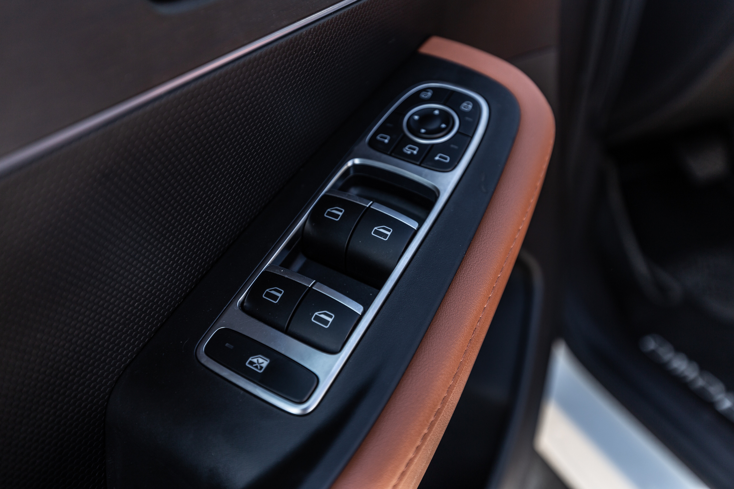 Автосалон ЭХО & СамараОнлайн24. Фотограф в Самаре / Олеся Широнина