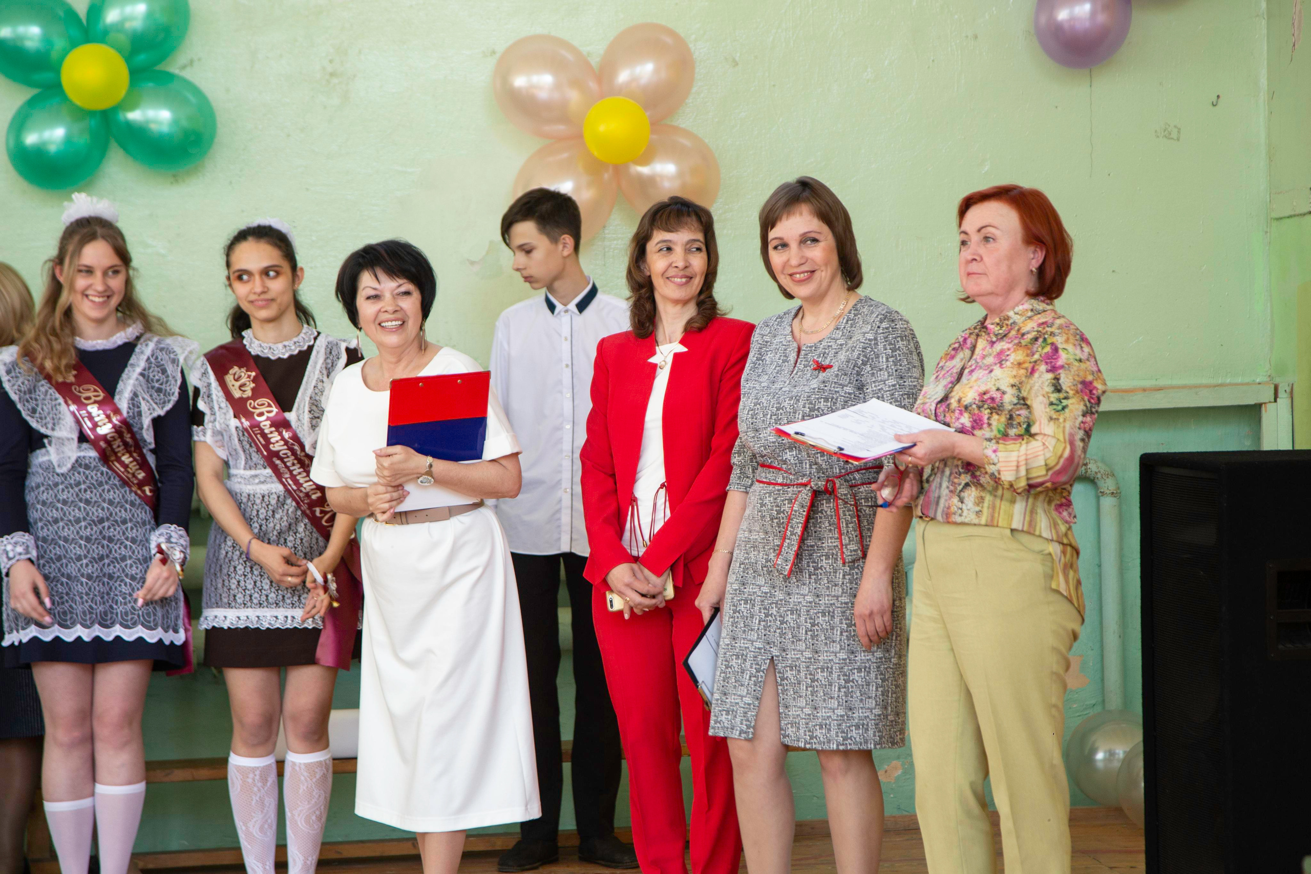 Последний звонок. Фотограф в Самаре / Олеся Широнина