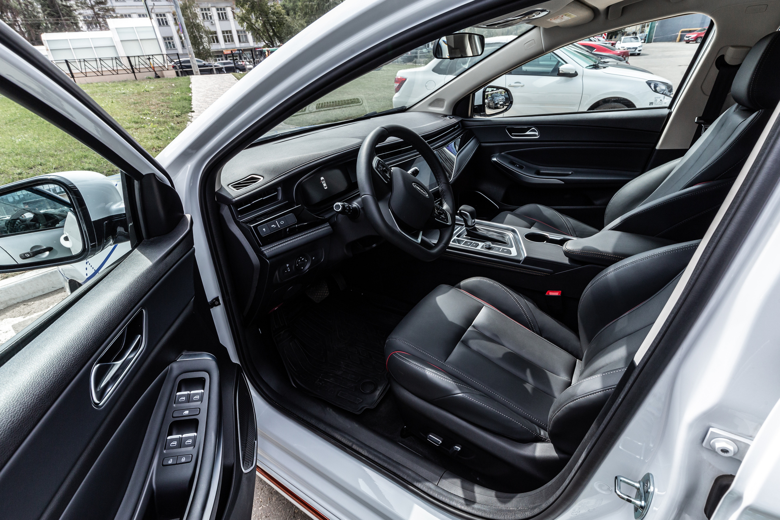 Omoda S5 3.0. Фотограф в Самаре / Олеся Широнина