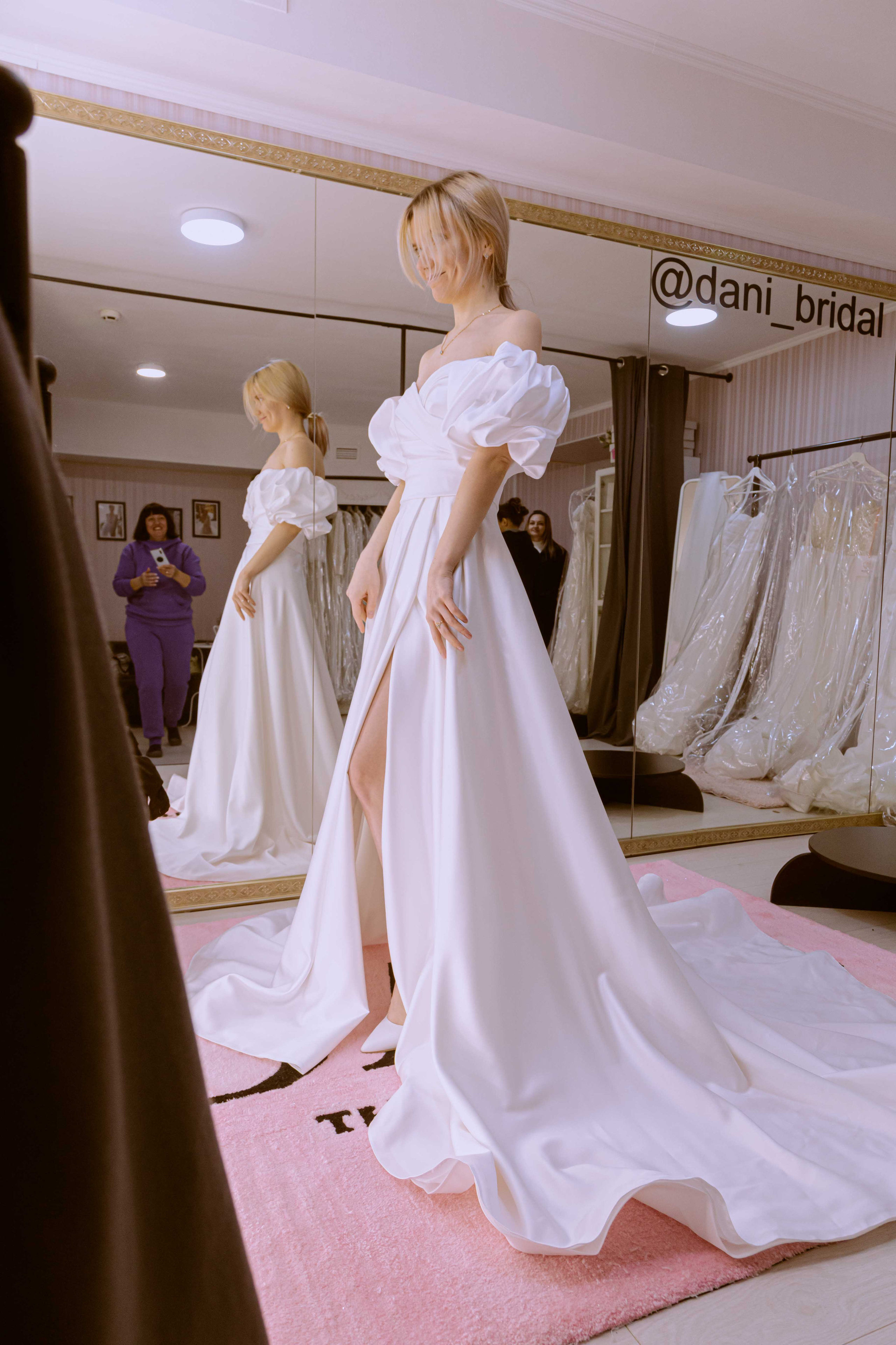 Девичник в свадебном салоне. Фотограф в Самаре / Олеся Широнина