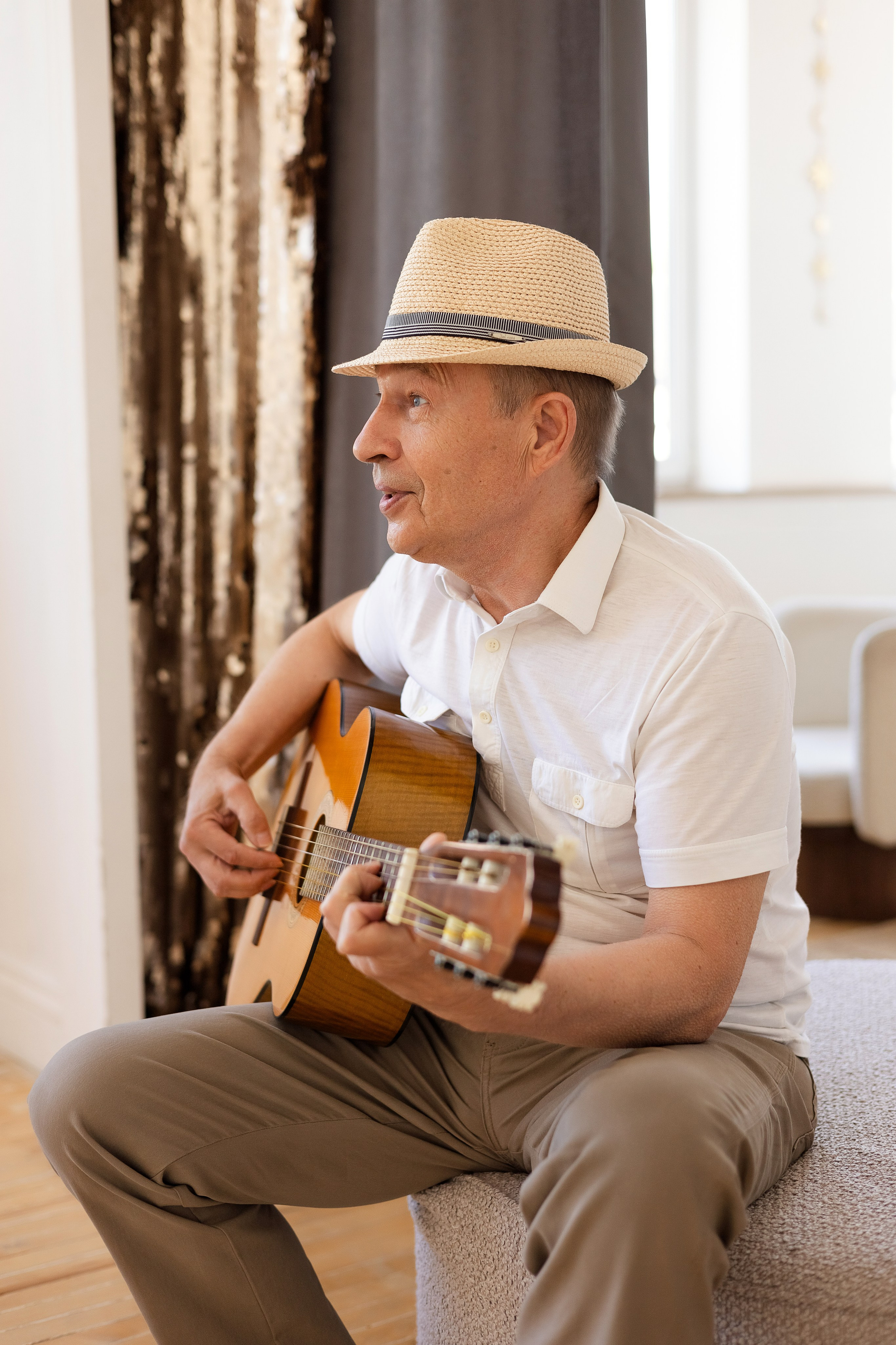 Съемка большой семьи в студии SVET. Семейный фотограф в Екатеринбурге Маргарита Курносова