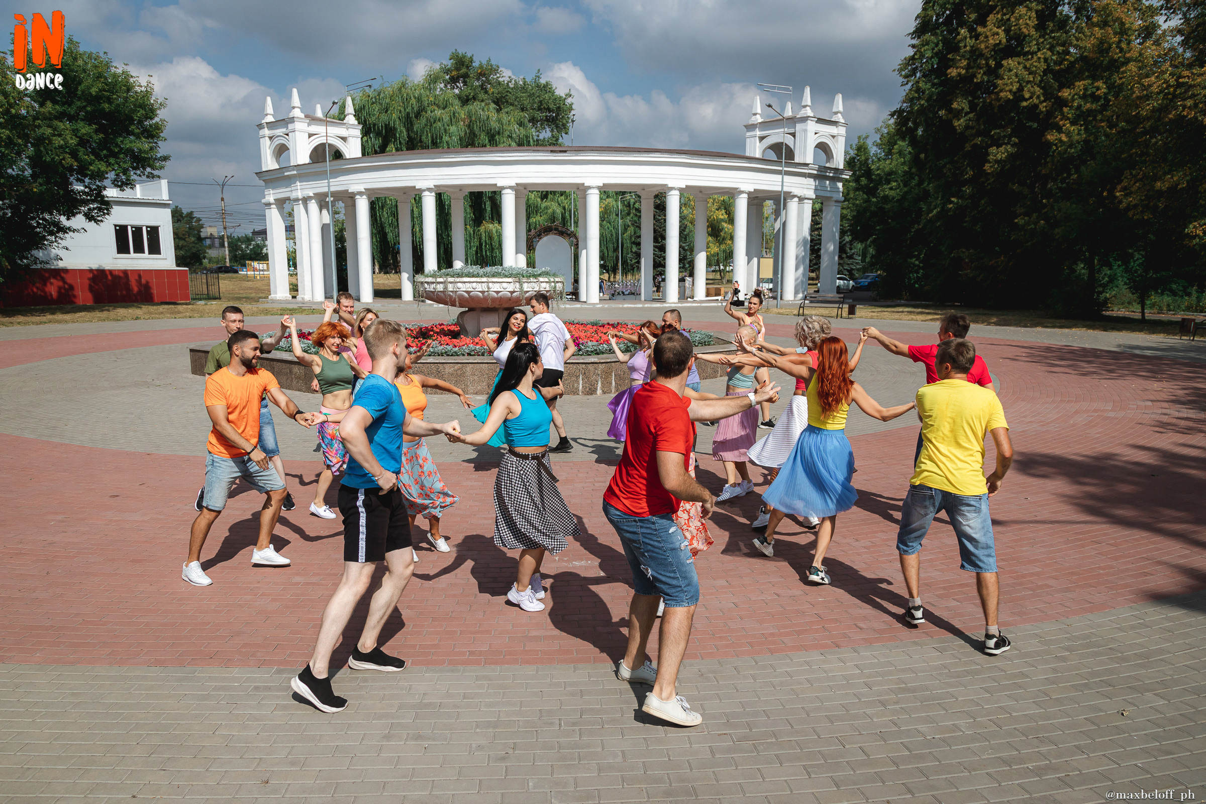 In Dance. Танцы под открытым небом. Семейный фотограф — Макс Белогрудов