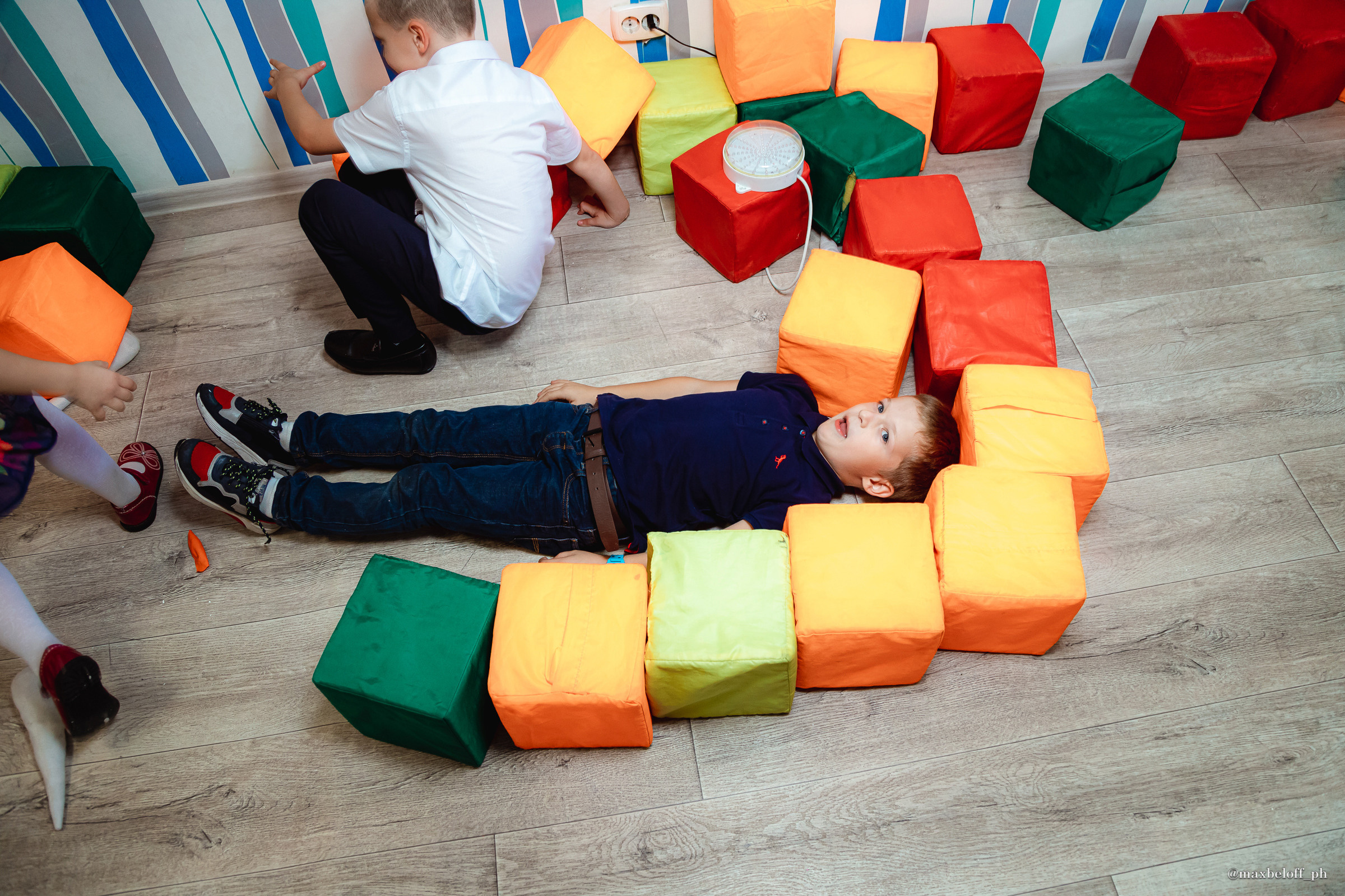 День рождения Миланы в детском центре 3/9 Царство. Семейный фотограф — Макс Белогрудов